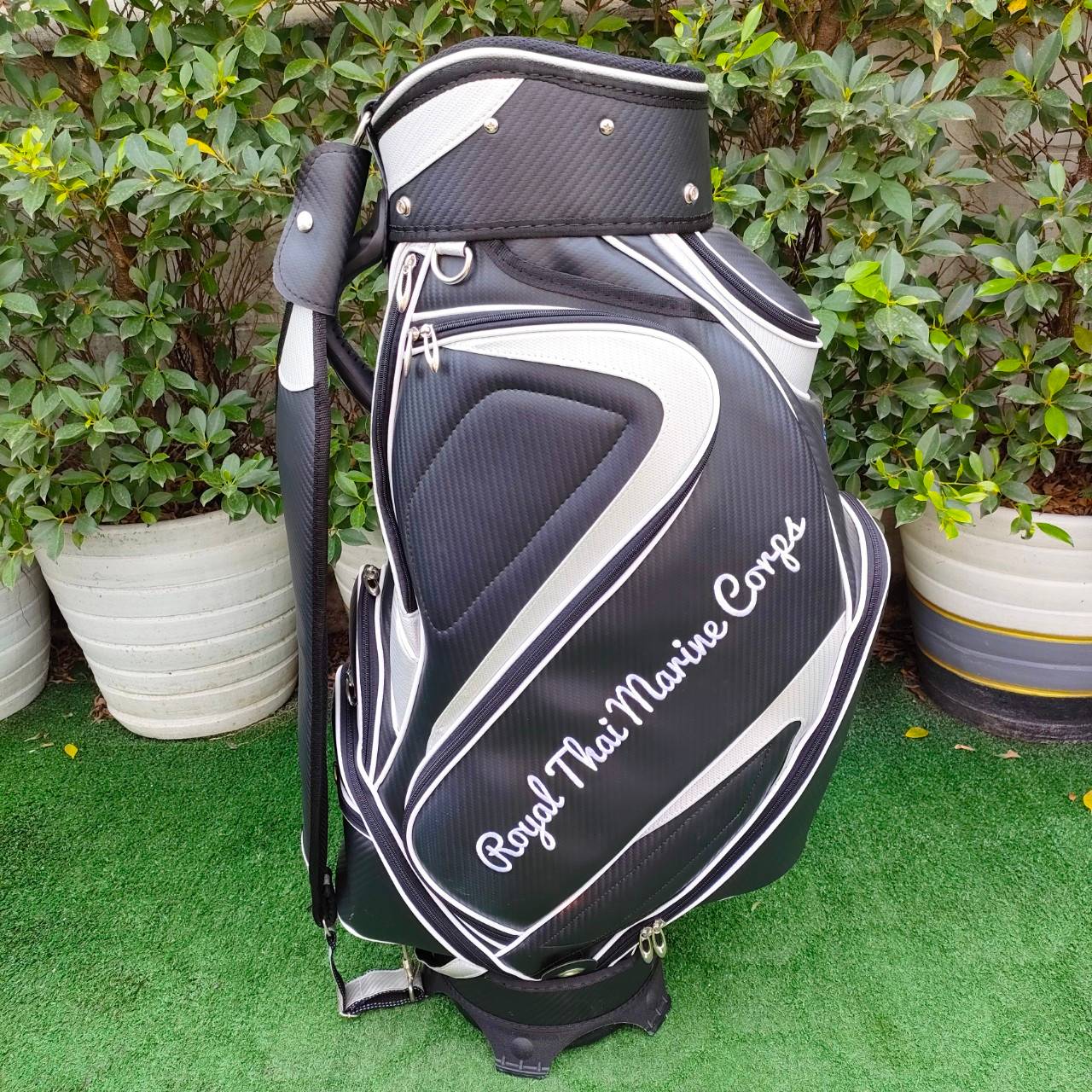 ถุงกอล์ฟ ROYAL THAI MARINE CORGA มือสอง ถุง TOUR ใบใหญ่ ช่องใส่เยอะ ถุงสวยสภาพดีมากๆครับ