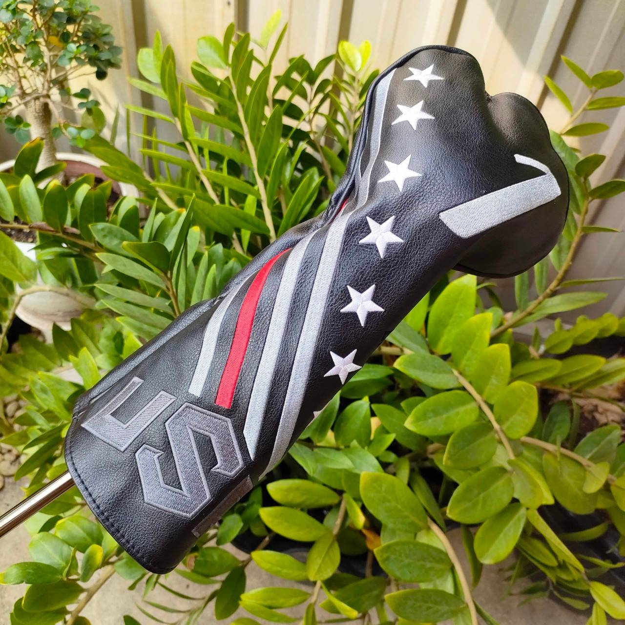 DRIVER KASCO UFO DD องศา 10.5 ก้าน UST MAMIYA ATTAS EZ FLEX S เป็น Driver ที่ตีง่าย และตีตรงที่สุดในยุค มาพร้อมกับ Universal wing ที่จะทำให้ตีตรง ลูกลอยตรงไปยังเป้าหมายอย่างแม่นยำ ไม้กอล์ฟพรีเมี่ยมมือสอง By NakaraLuxurious