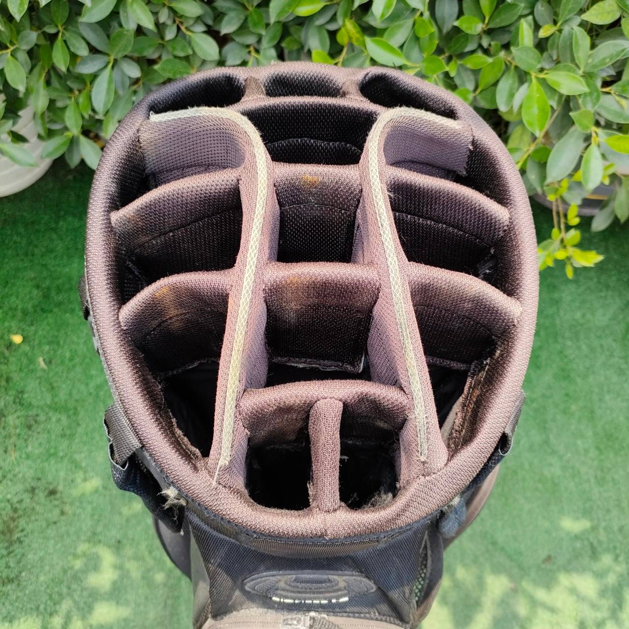 ถุงกอล์ฟ PING มือสอง ของแท้ สภาพพร้อมใช้