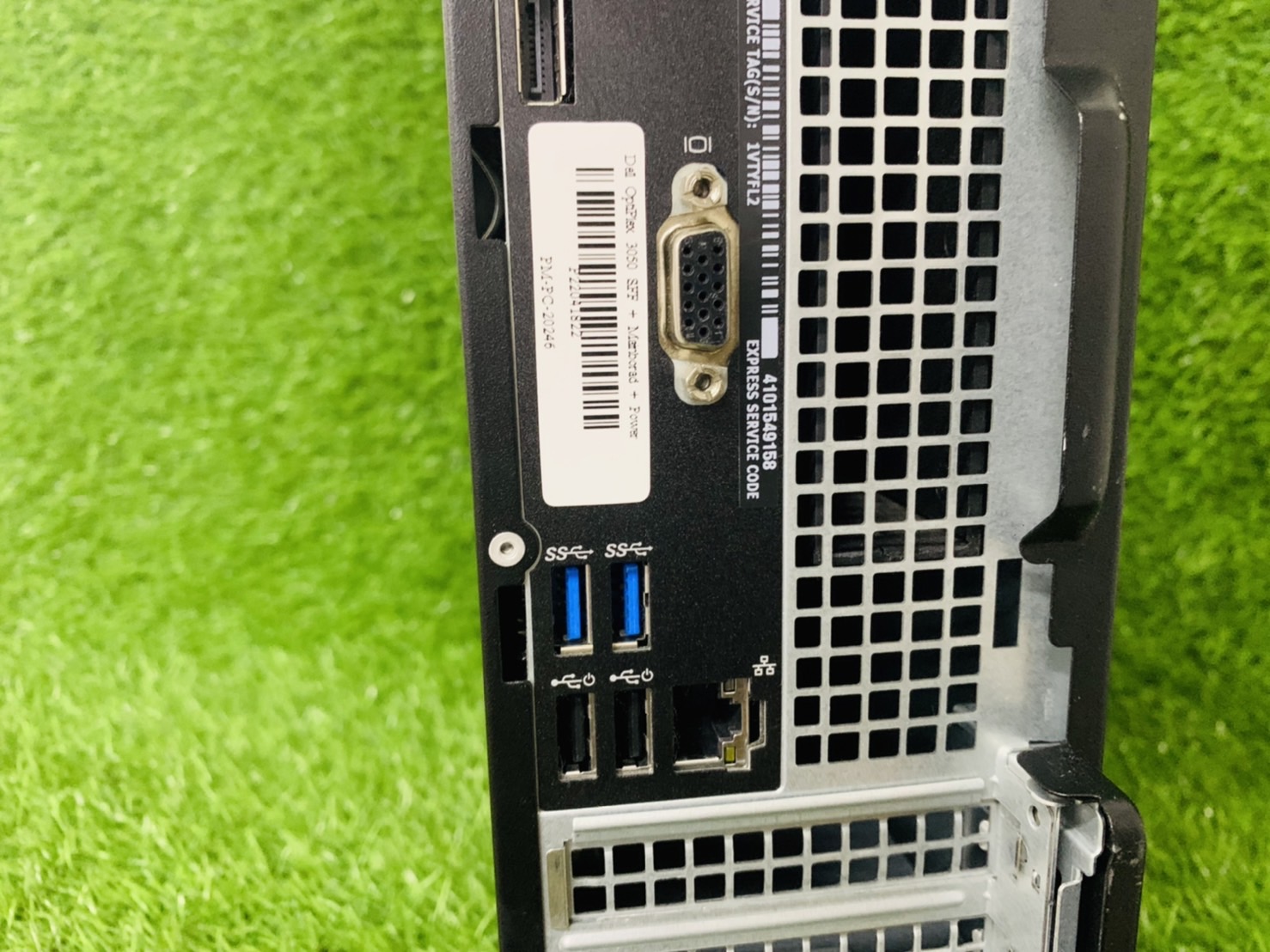 เคส เครื่องเปล่า เอาไปใส่ cpu แรม hdd ใช้ได้ เลย Dell OptiPlex 3050 SFF สินค้ามีประกัน