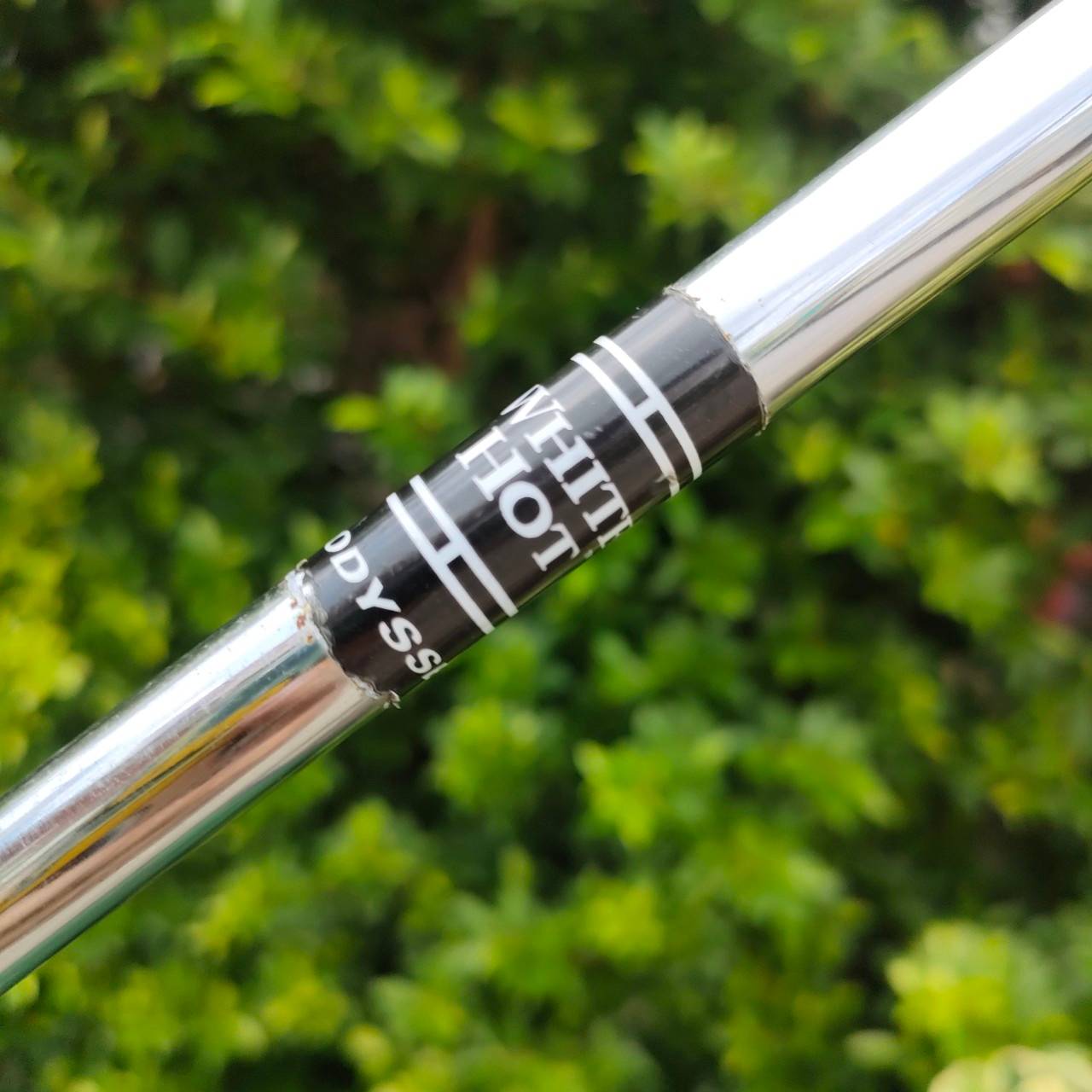 PUTTER ODYSSEY WHITE HOT #2 ความยาว 34 นิ้ว ก้าน ODYSSEY WHITE HOT ทรงสแตนดาร์ด หน้านุ่ม พัตต์ฟีลลิ่งดีมากๆ ไม้กอล์ฟมือสอง ของแท้ BY NakaraLuxurious
