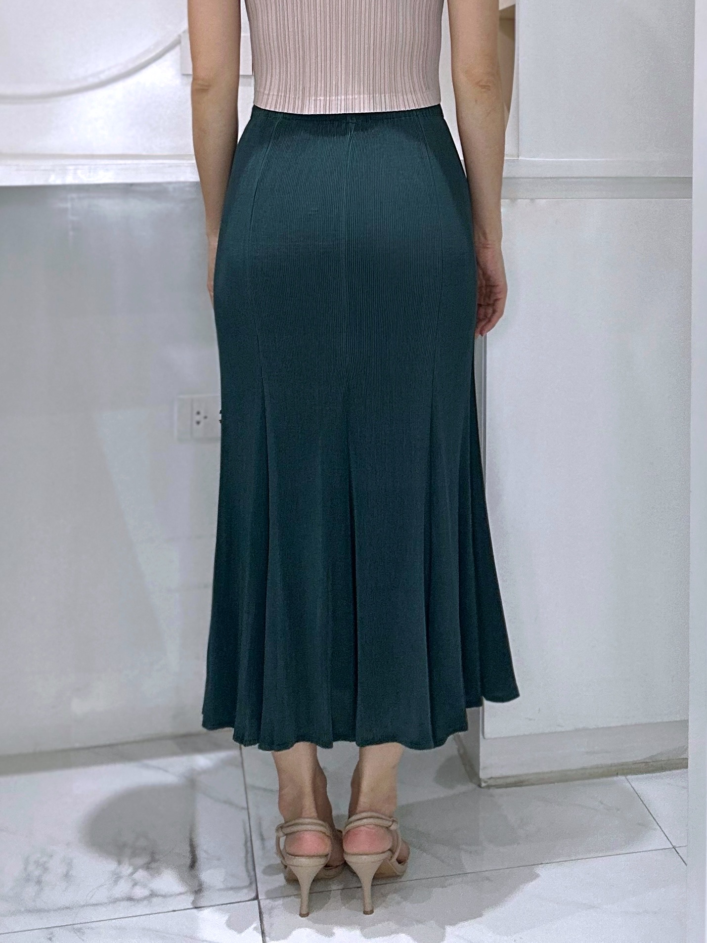 ปรับราคาลง20%!! ยาว 34นิ้ว! 2MUAY รุ่น GJO1744 กระโปรงพลีทคุณภาพ MERMAID PLEATED SKIRT 9 สี FREE SIZE