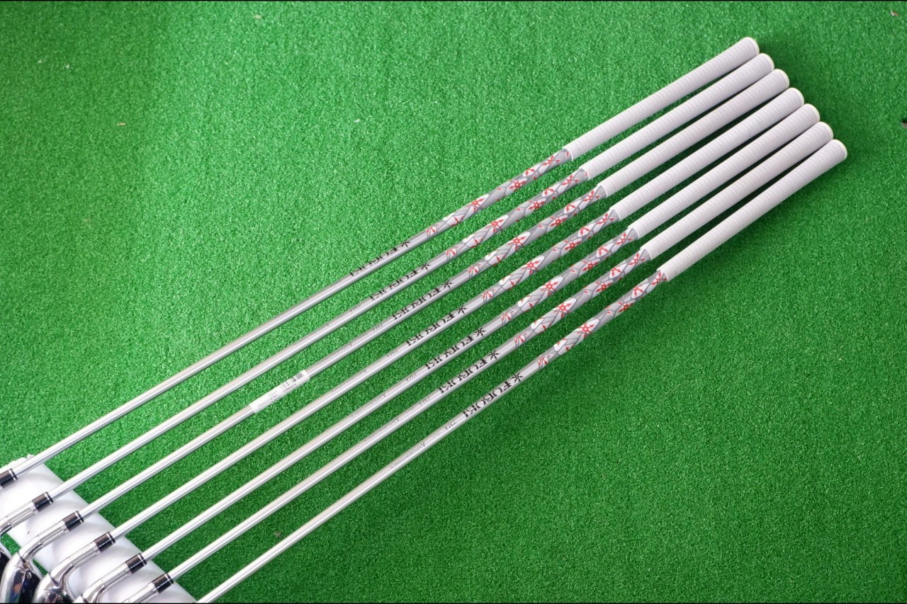 IRONSET TAYLORMADE M4