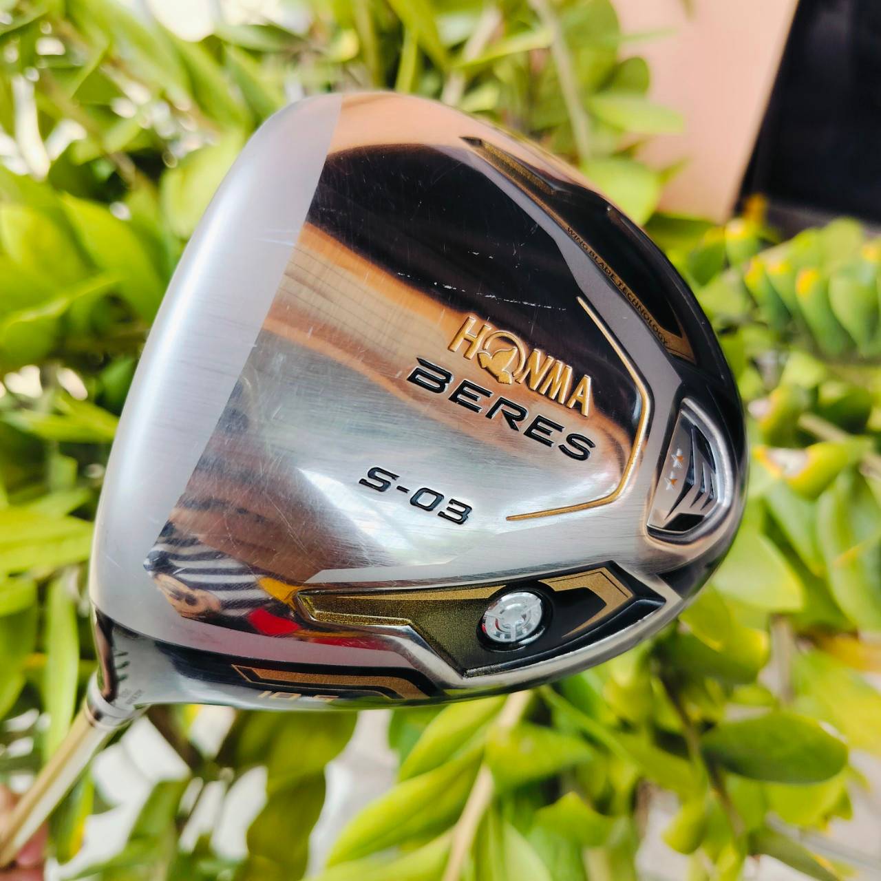 *** ไม้กอล์ฟมือซ้าย *** Driver HONMA S-03 องศา 10.5 ก้าน ARMRQ 8 ระดับ 2 ดาว ** FLEX R ก้านถักพรีเมี่ยมเบา 49 กรัม หัวขนาดใหญ่ สวีตสปอตกว้าง ตีง่าย ตีไกล และ ตีตรงมาก ไม้กอล์ฟพรีเมี่ยมมือสอง ของแท้ By NakaraLuxurious