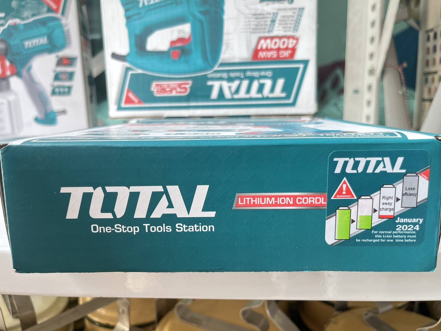 Total ชุดสว่านแบตเตอรี่ไร้สาย 12V 1.5Ah ขนาด 10 มม รุ่น TDLI1211