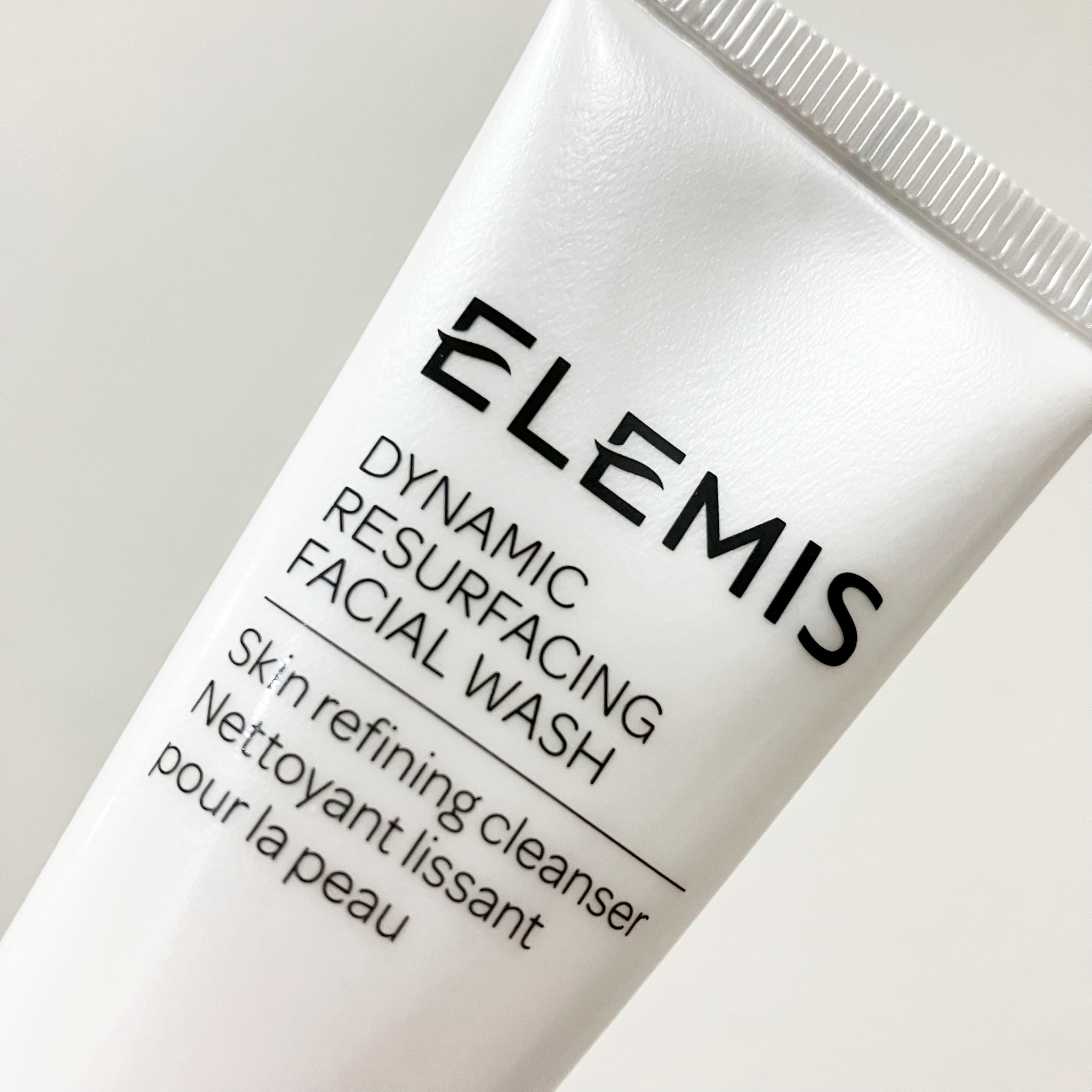 Elemis Dynamic Resurfacing Facial Wash 30ml เจลล้างหน้าที่ช่วยผลัดเซลล์ผิวอย่างอ่อนโยน