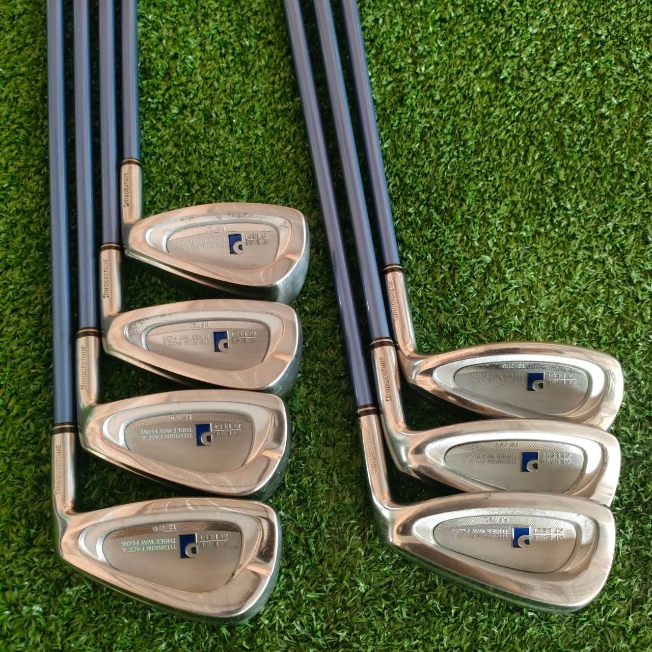 *ไม้กอล์ฟสำหรับผู้หญิง* ชุดเหล็ก BRIDGESTONE PARADISO RF720 มีเหล็ก 5 - 9 เเละ PW SW ก้าน PSI-50F FLEX L ไม้พรีเมี่ยมญี่ปุ่น สุดยอดคุณภาพจากแบรนด์ BRIDGESTONE ไม้กอล์ฟมือสอง ของแท้ BY NakaraLuxurious