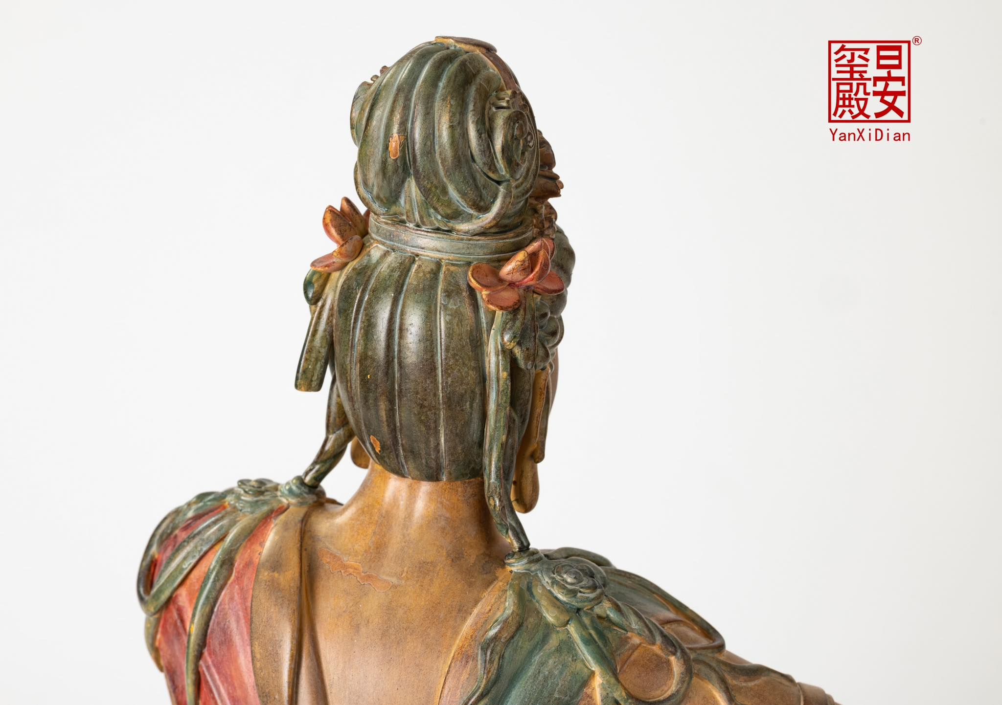 [สั่งจอง] Yan Xi Dian : Liao Song Water-moon Avalokiteshvara Statue