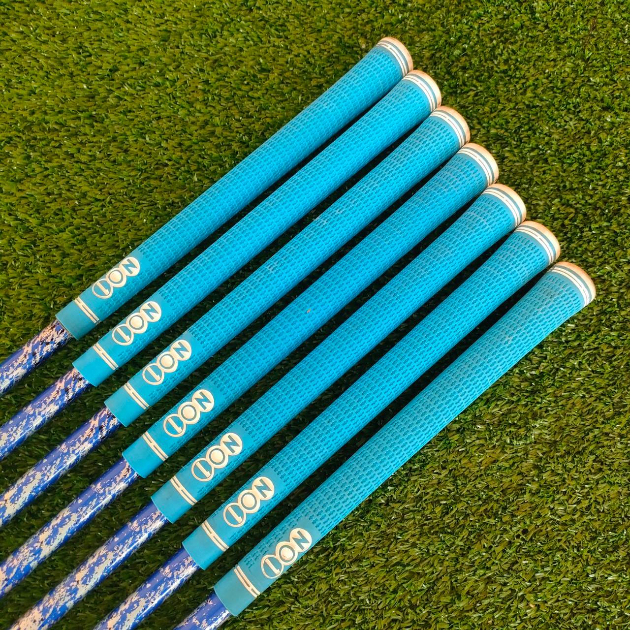 ชุดเหล็ก TSURUYA AXEL XP HM มีเหล็ก 5 - 9 เเละ PW AW เหล็ก 7 องศา 28 ก้าน FUJIKURA MOTORE FLEX R เหล็กที่ตีง่าย และตีไกลกว่าปกติมากๆ!! ไม้กอล์ฟมือสอง ของแท้ BY NakaraLuxurious