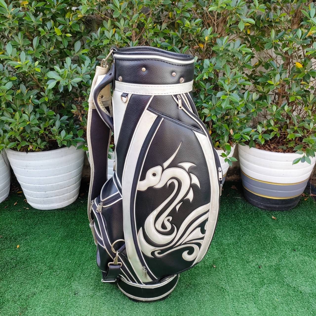 ถุงกอล์ฟ SAMURAI -DRAGON ** มีตำหนิคอพเวอร์ขาด เเละ เเป๊กหลุด**