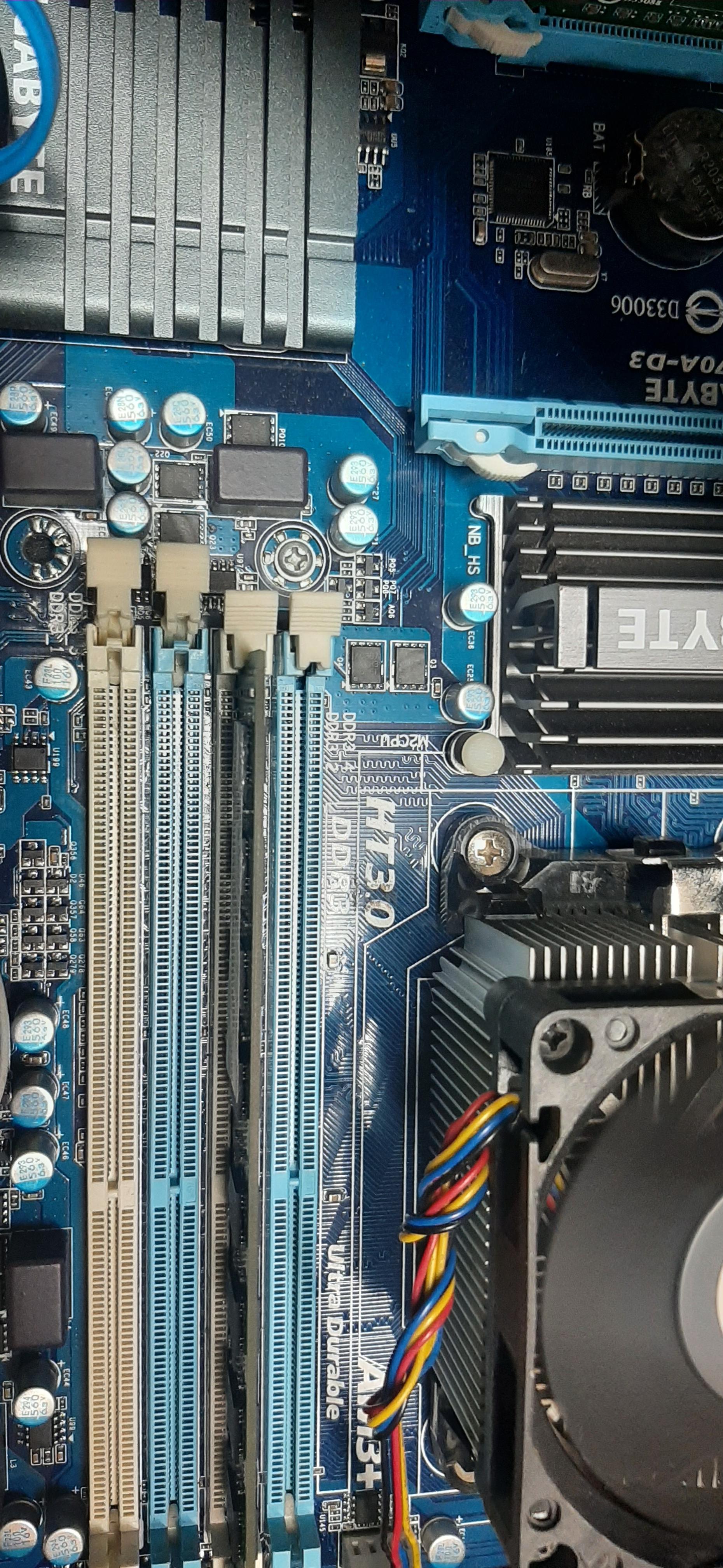 Ram Xingyunxing 4GB (AMD) ใส่กับบอร์ด AM3+มีประกันร้าน ดูแลดี