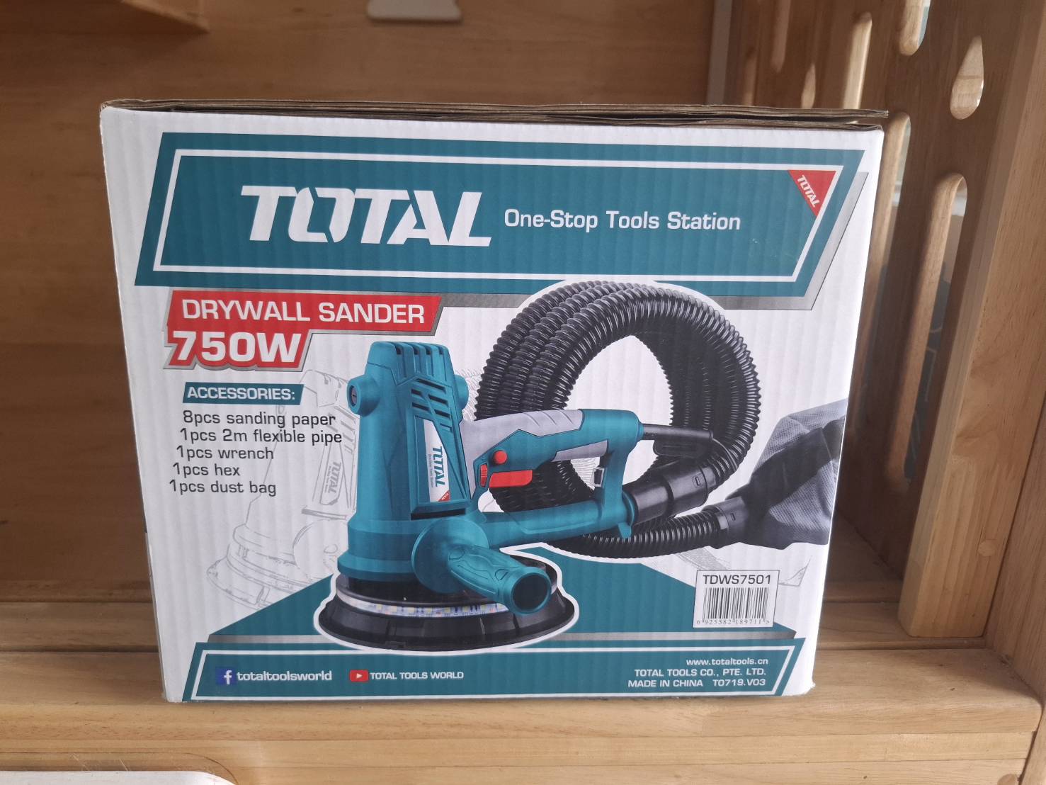 Total เครื่องขัดหน้าปูนฉาบ 7 นิ้ว 750 วัตต์ รุ่น TDWS7501