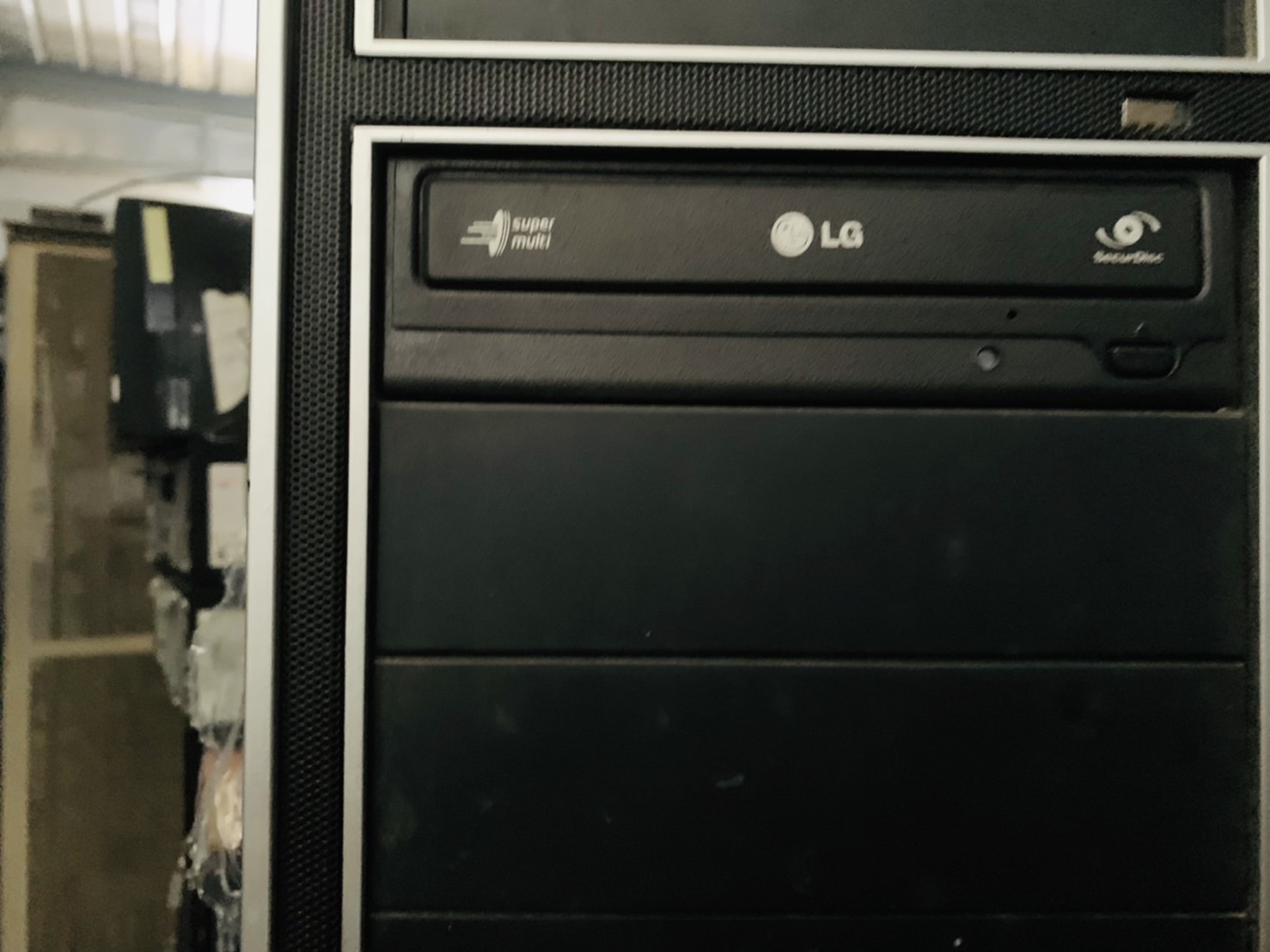 Pc ประกอบ Delux คอมพิวเตอร์ตั้งโต๊ะ AMD Athlon llX4 Ram 2 GB NO HDD VGA 1 GB