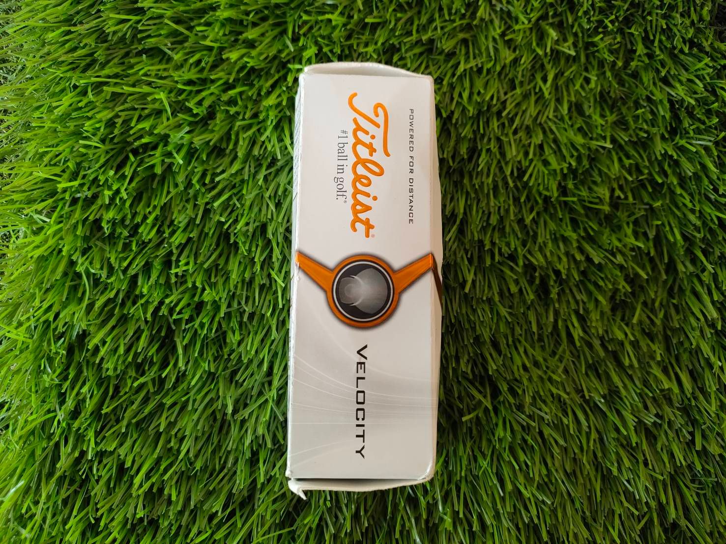 ลูกกอล์ฟ Titleist® Velocity™ รุ่นใหม่