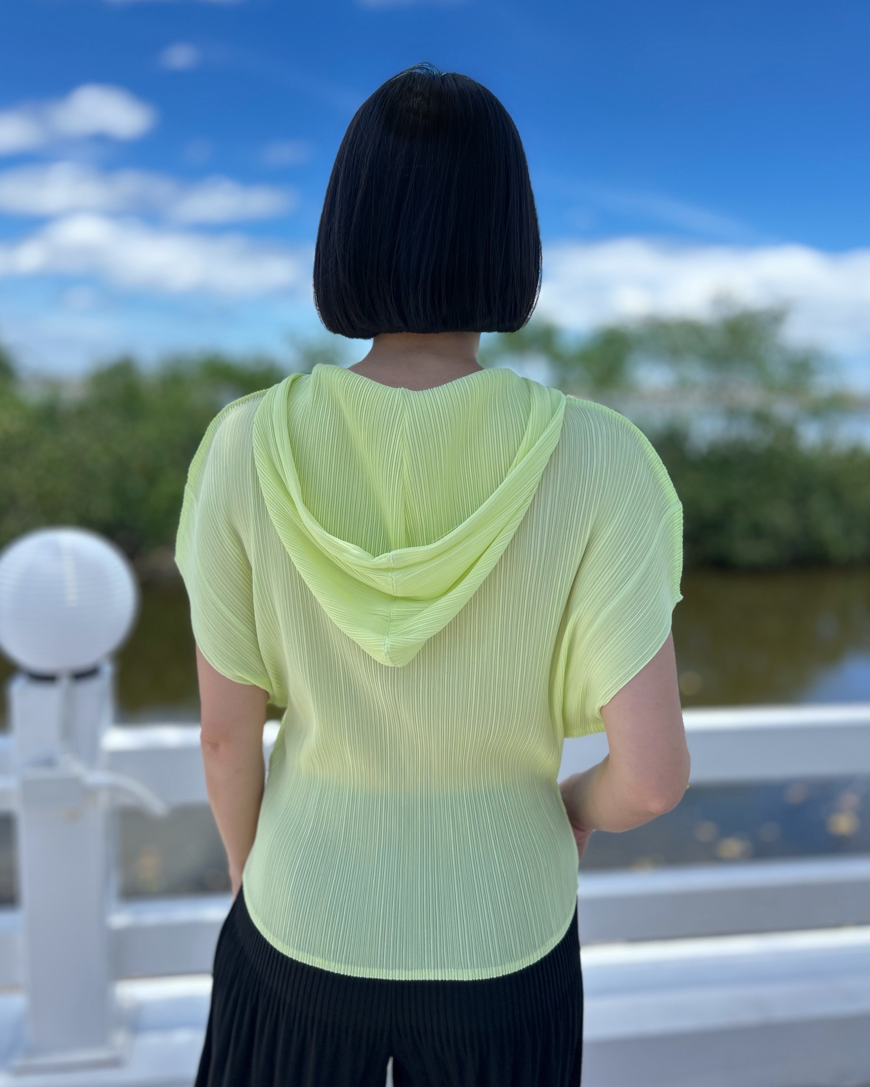 2MUAY รุ่น GJO10546 เสื้ออัดพลีท SHORT SLEEVE PLEATED HOODED PLEATED TOP 10 สี FREE SIZE