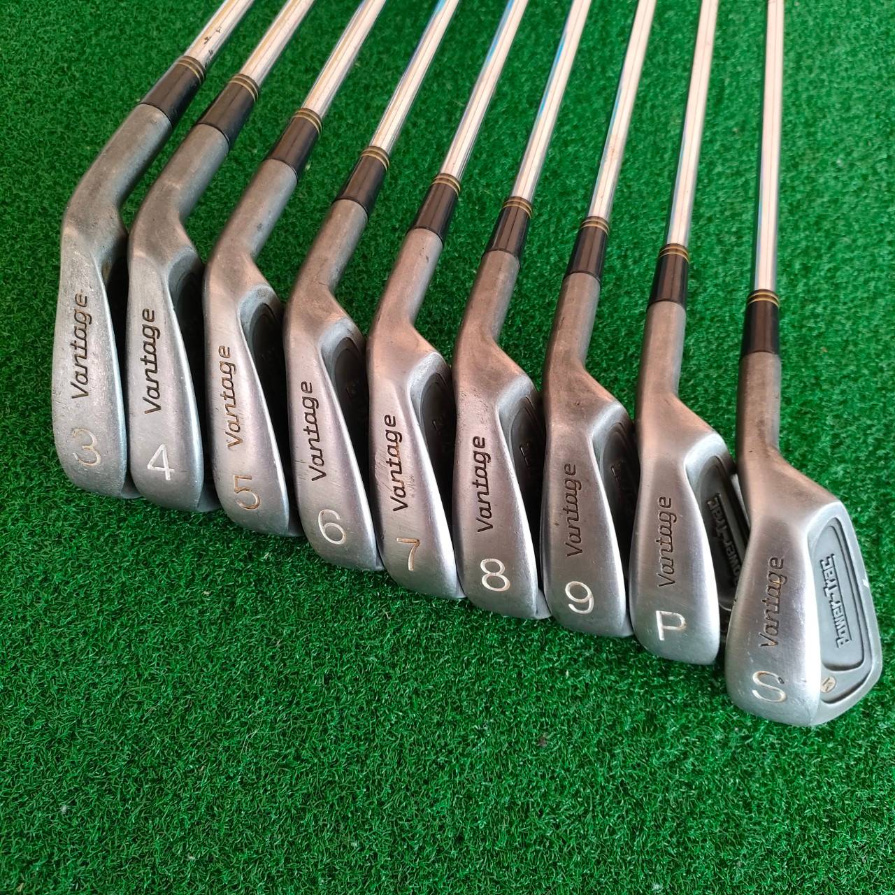 ชุดเหล็ก VANTAGE POWER-TRAC มีเหล็ก 3-9 PW SW ก้านเหล็ก สภาพสวยเดิมๆ ตีลูกออกแนวพุ่ง ตีไม่ยาก สปินดีมากๆครับ แม่นกรีน