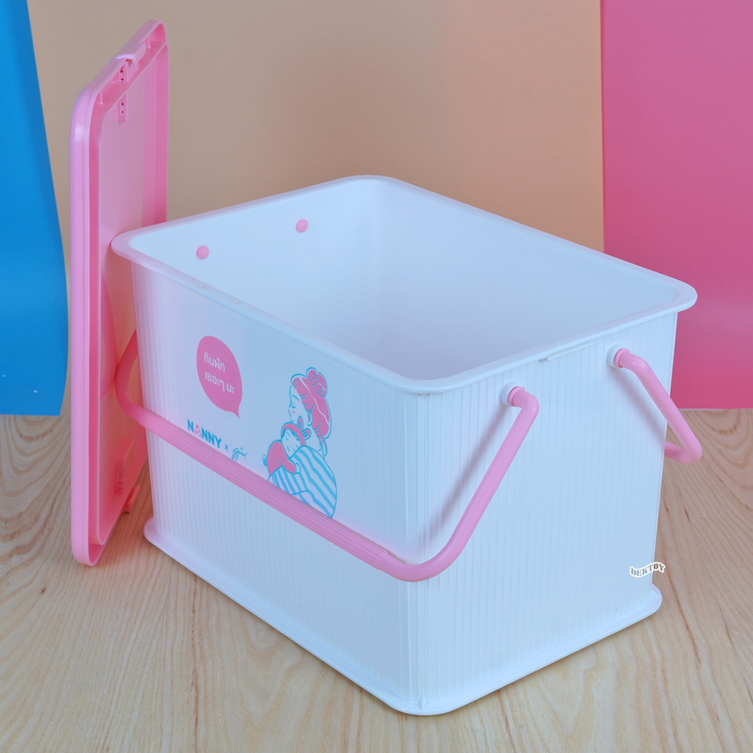 NANNY แนนนี่ กล่องเก็บของเอนกประสงค์ เก็บของใช้ ของเตรียมคลอด 3040MU ลายมุนิน 1 ชิ้นคละลาย