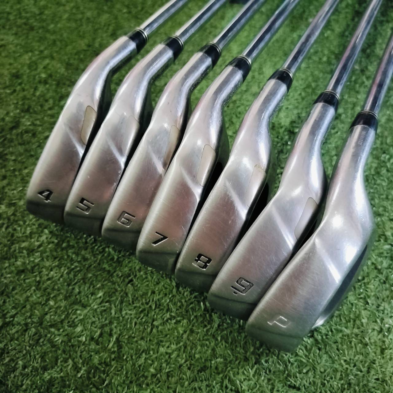 ชุดเหล็กหน้าเด้ง!!! TOURSTAGE VIQ พรีเมี่ยมญี่ปุ่น MADE IN JAPAN มีเหล็ก 4 5 6 7 8 9 เเละ PW ก้าน N.S.PRO 900GH FLEX S ก้านเหล็กเบาแค่ 90 กรัมเท่านั้น ไม้กอล์ฟพรีเมี่ยมมือสอง ของแท้ By NakaraLuxurious