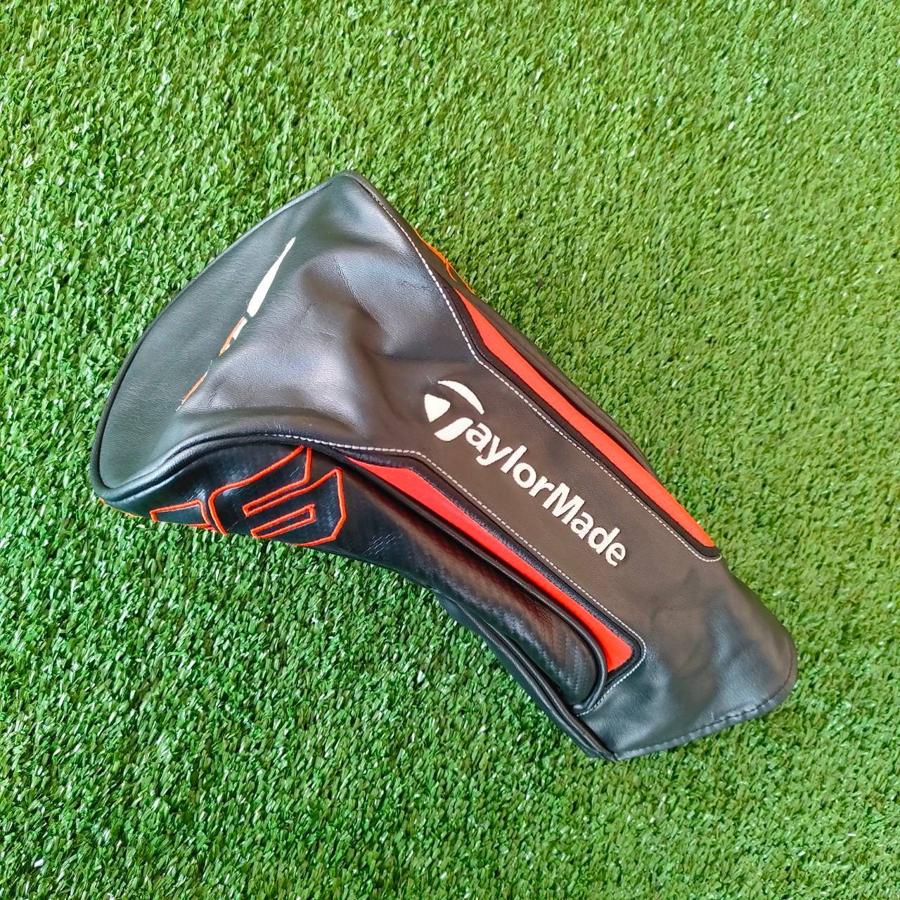 DRIVER TAYLORMADE M1 องศา 10.5 ก้าน TAYLORMADE M1 TM1-116 FLEX S ปรับได้ทั้งวิถีบอล สูง - ต่ำ และ FADE หรือ DRAW ได้เลย ตีสนุกมากๆครับ