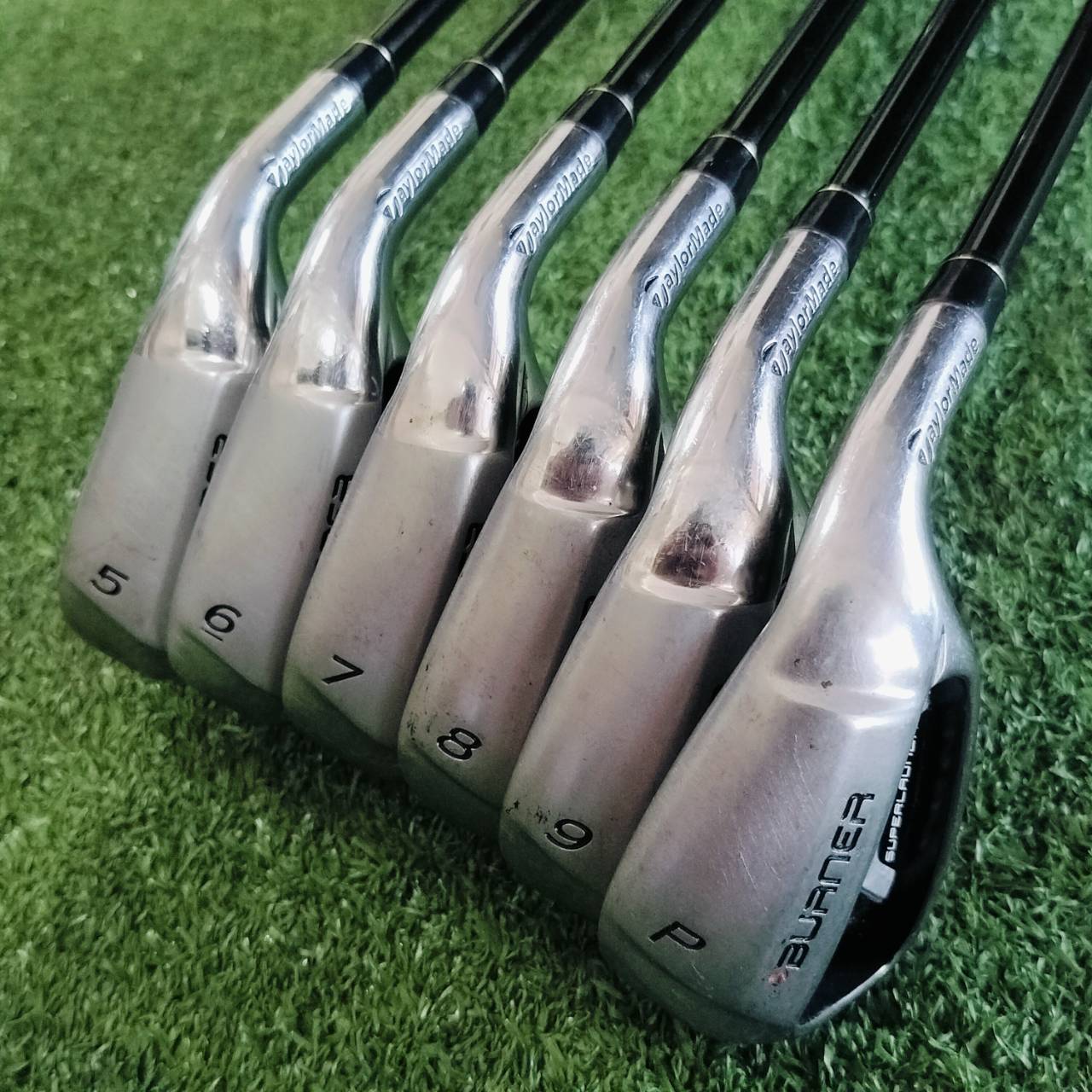 ชุดเหล็ก TAYLORMADE BURNER SUPERLAUNCH เป็นชุดเหล็กที่ตีง่ายมากที่สุด ตีสนุกมากที่สุดเลยค่ะ ก้าน FUBUKI 50 FLEX R มีเหล็ก 5 6 7 8 9 PW ไม้กอล์ฟพรีเมี่ยมมือสอง ของแท้ By NakaraLuxurious