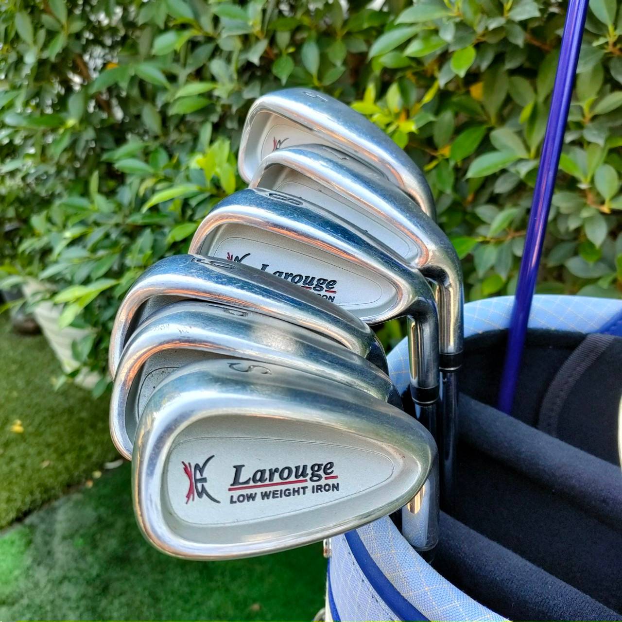 FULLSET LAROUGE FORGED ทั้งชุดประกอบด้วย หัวไม้ 1 ,4 ,7 ก้าน LAROUGE FLEX SR