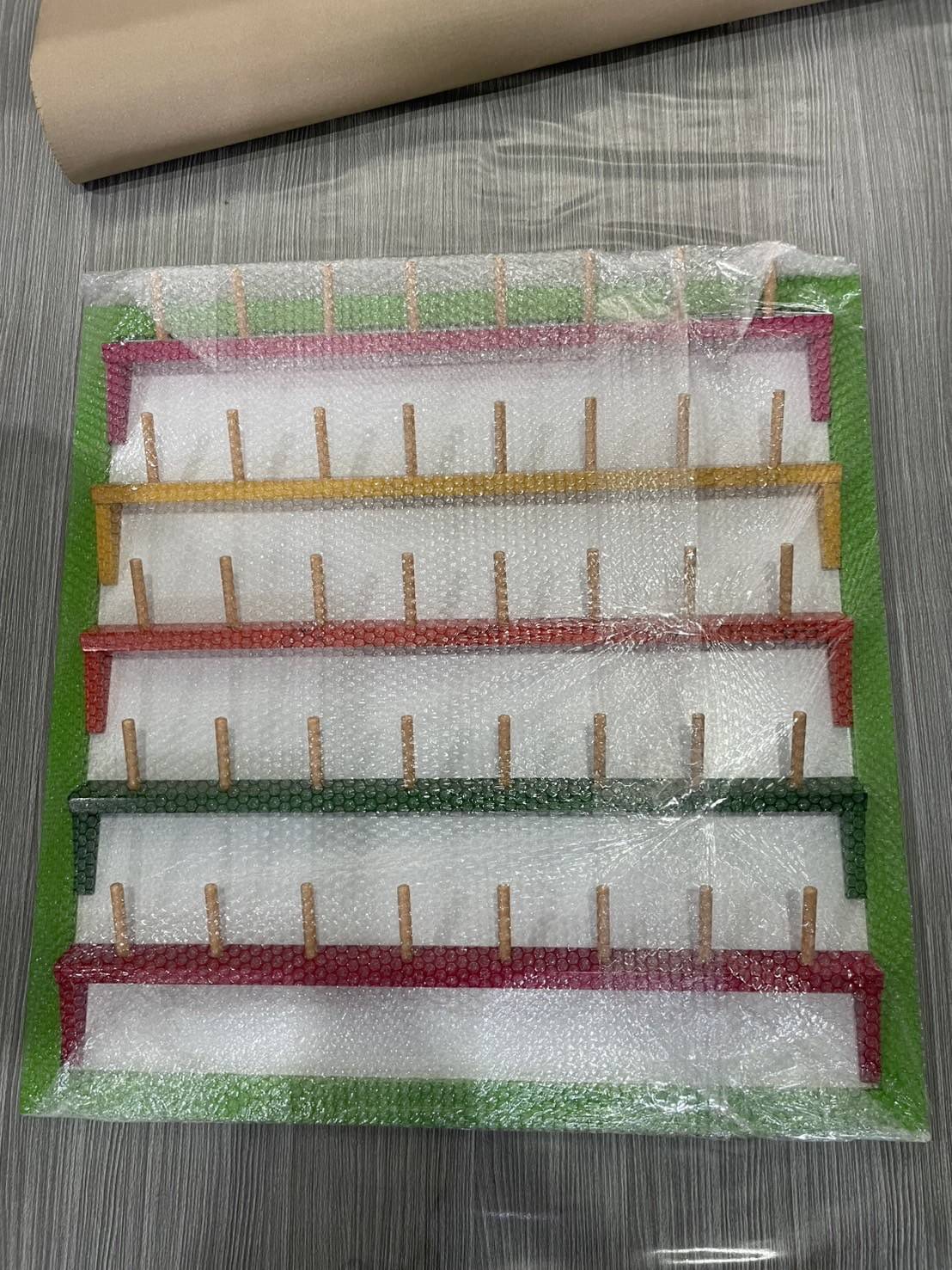 ชุดวางแก้วน้ำแบบแขวนผนัง 40ใบ ชั้นวางแก้วน้ำ ชั้นแขวนแก้ว, เฟอร์นิเจอร์เด็ก,ชั้นวางแก้ว