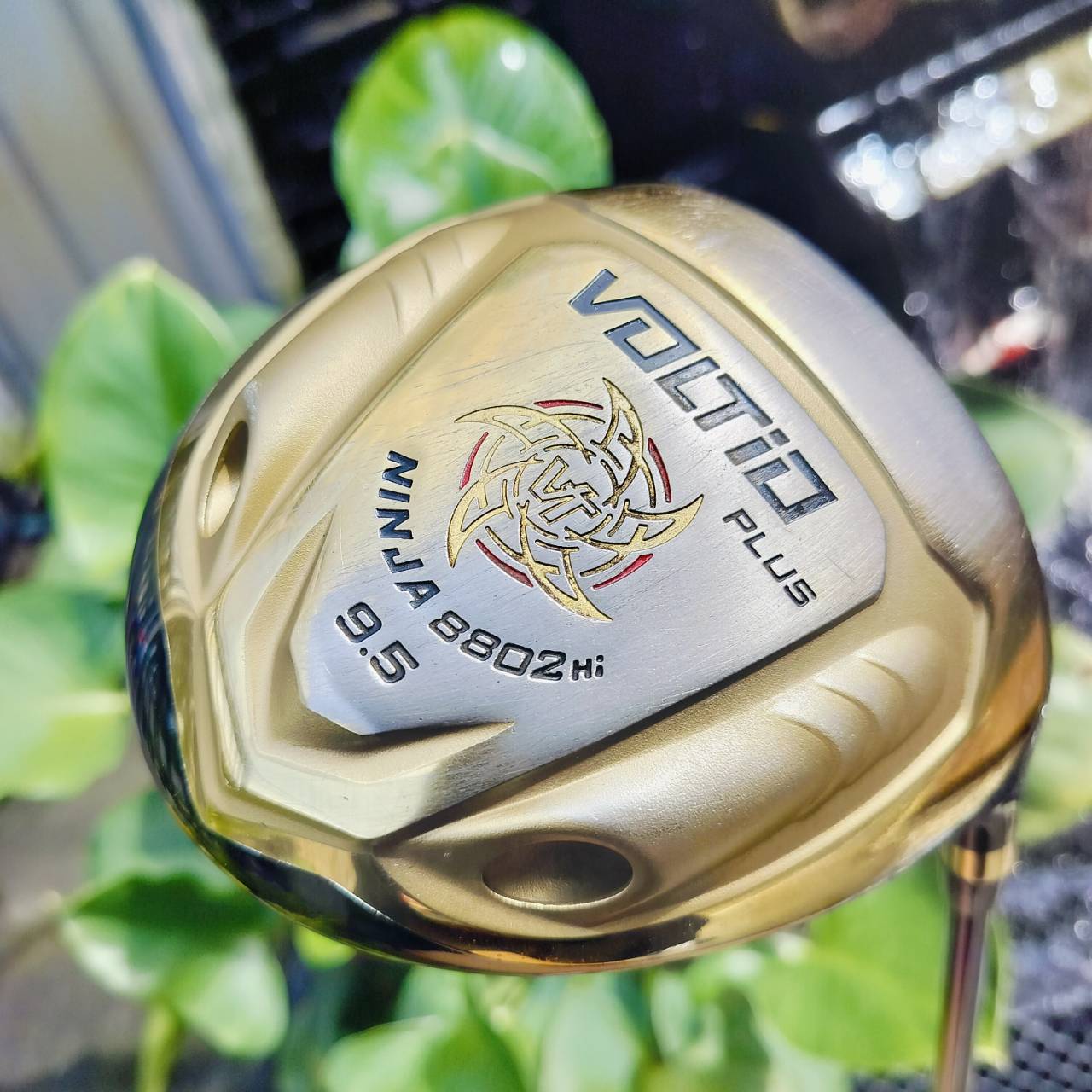 Driver VOLTIO PLUS NINJA 8802Hi สีทองหายาก หน้าเด้งแบบสุดขีดเกินกฏ ค่า COR 0.882 รุ่น PLUS ตีไกลสุดขั้ว!!! ไม้กอล์ฟพรีเมี่ยมญี่ปุ่นมือสอง ของแท้ By NakaraLuxurious
