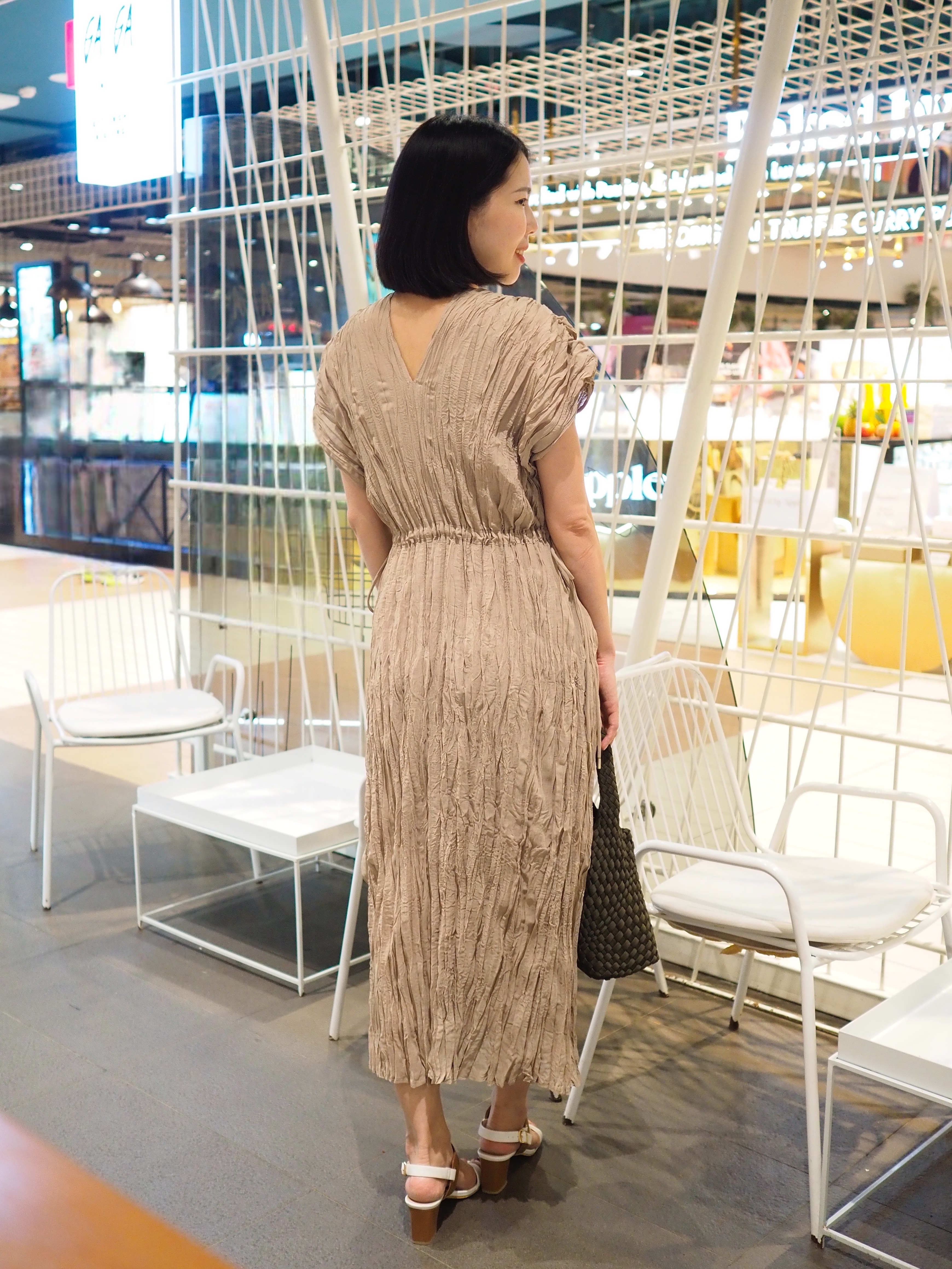 ปรับราคาลง20%!! 2MUAY รุ่น GJO3558 เดรสพลีทคุณภาพ V NECK WAIST TIE PLEATED DRESS 6 สี FREE SIZE