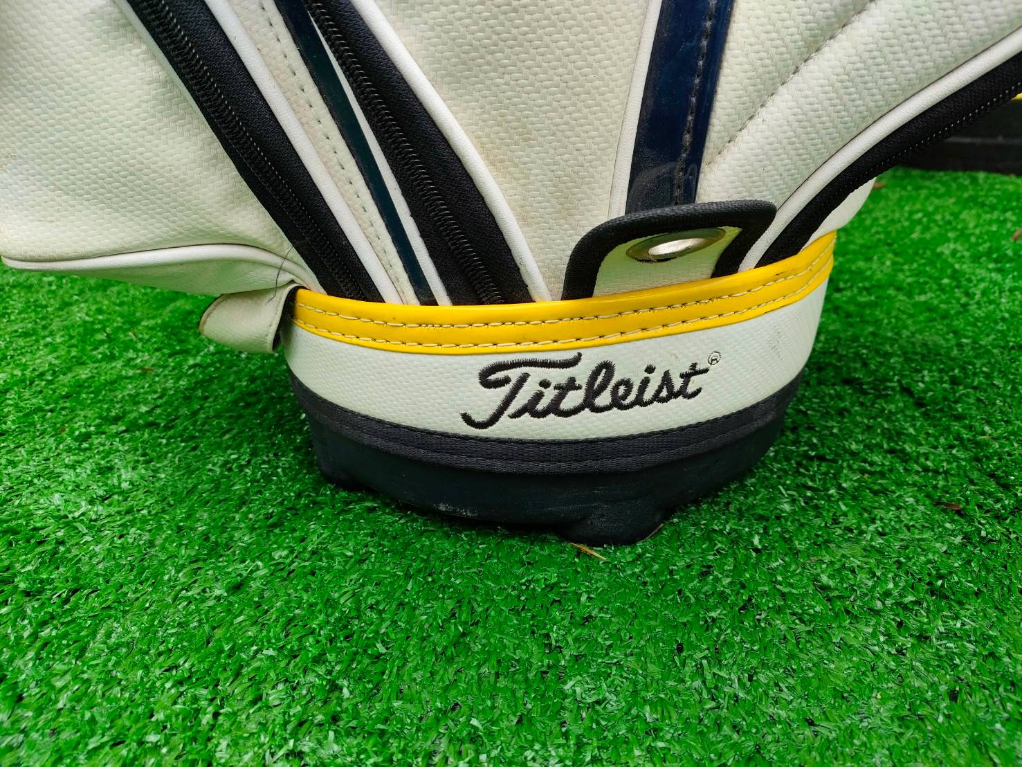 ถุงกอล์ฟ Titleist