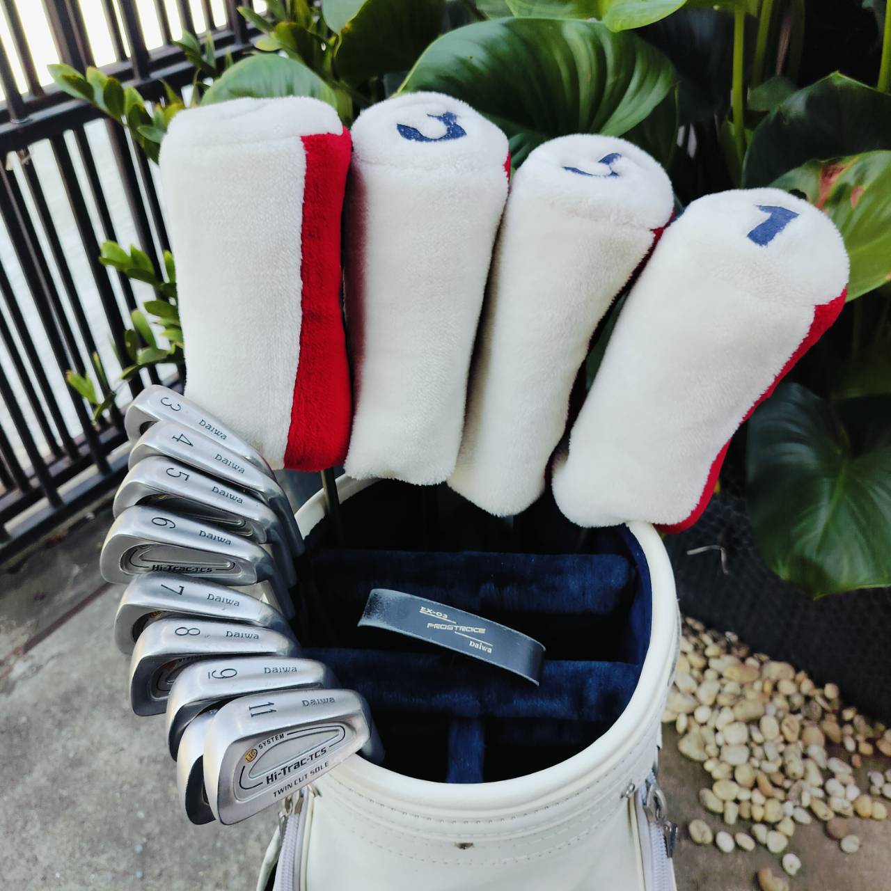 FULLSET DAIWA TWIN CUT SOLE ก้านกราไฟต์ DAIWA คุณภาพสูงมาก FLEX R ทั้งชุด มี COVER กำมะหยี่ ไม้กอล์ฟพรีเมี่ยมมือสอง ของแท้ By NakaraLuxurious