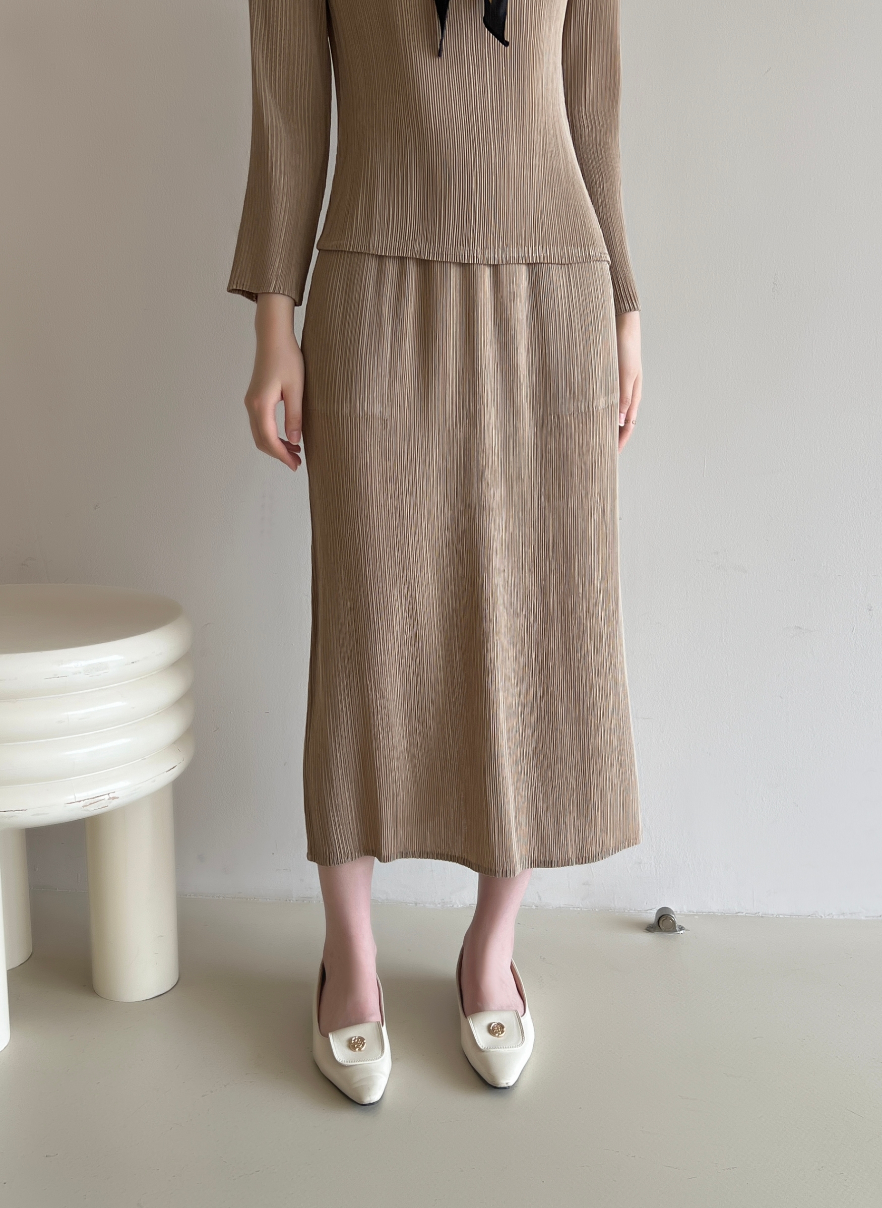ปรับราคาลง20%!! ยาว 33นิ้ว! 2MUAY รุ่น GJO11044 กระโปรงพลีทผ้าแมตต์ PRNCIL PLEATED SKIRT 10 สี FREE SIZE
