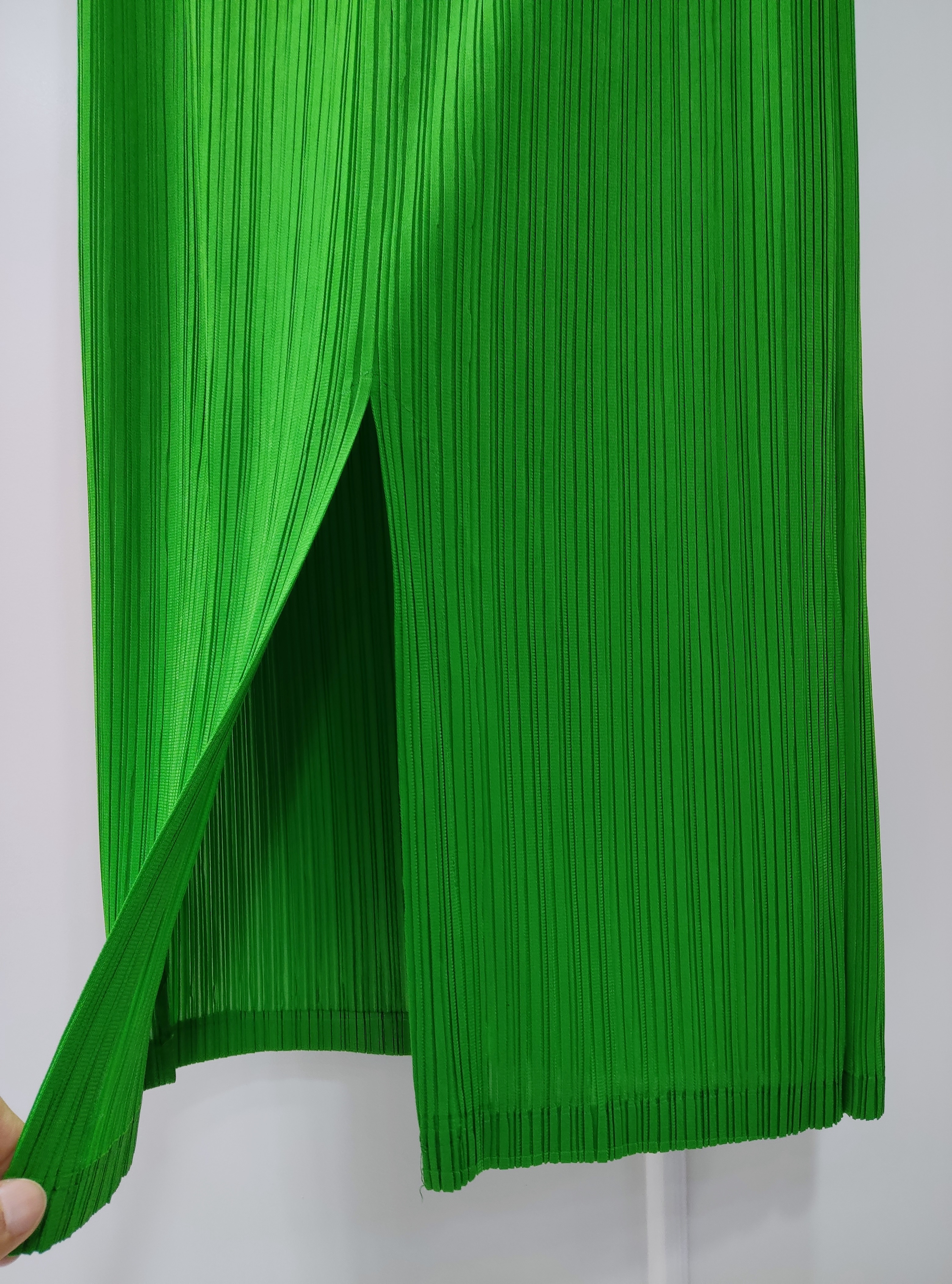 ยาว 34นิ้ว! 2MUAY BASIC รุ่น GJO6672P กระโปรงผู้หญิง กระโปรงพลีทคุณภาพ FREE SIZE PENCIL PLEATED SKIRT