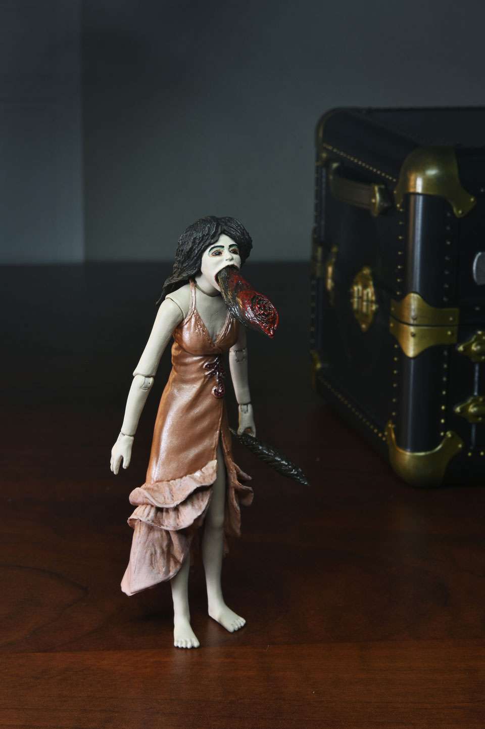 [พร้อมส่ง] NECA : Leech Woman and Toulon's Puppet Case 2 pack
