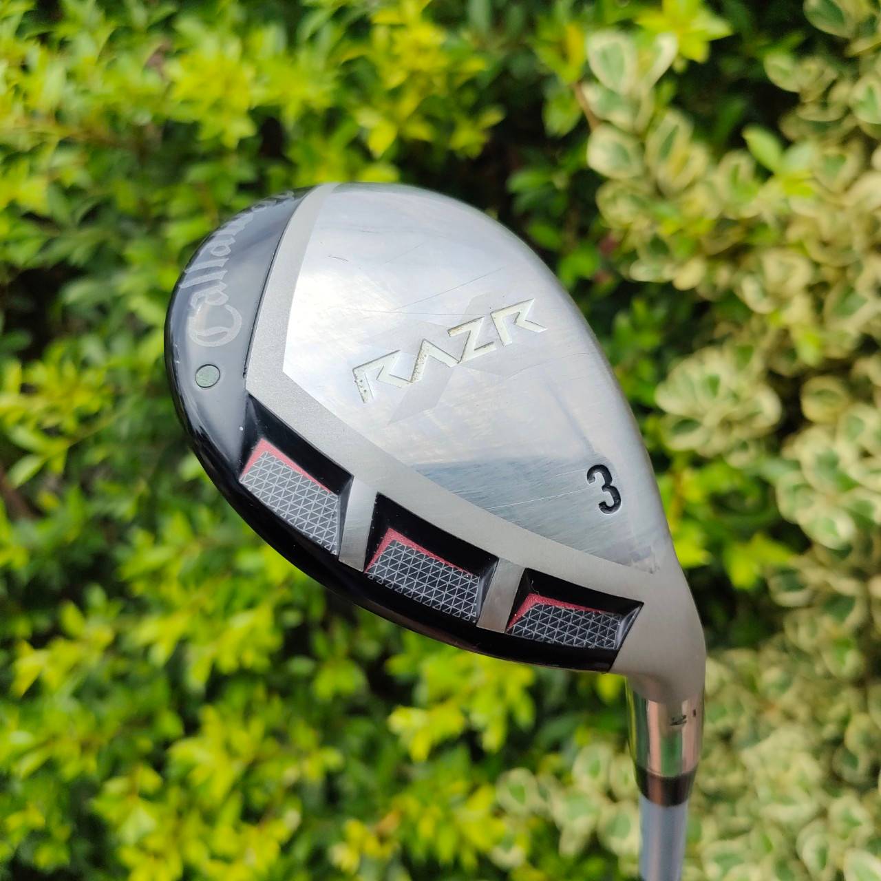 HYBRID 3 CALLAWAY RAZR องศา 21 ก้าน CALLAWAY FLEX R สภาพสวยมาก พร้อม Cover เดิมตรงรุ่น สวยเท่ห์มากๆ รุ่นนี้เน้นตีตรง และแม่นยำทิศทางมากขึ้น สามารถตีใส่ได้ ดุดันได้ ตีสบายได้ เสียงเพราะ