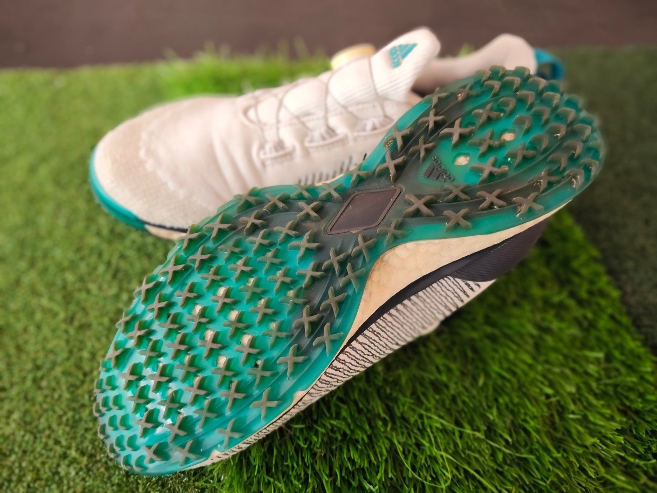 รองเท้า Adidas BOA มือสอง