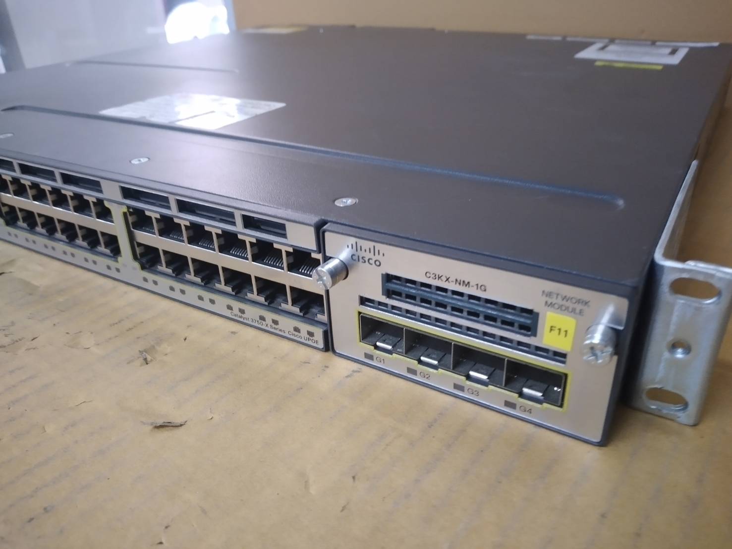 CISCO WS-C3750X-48U-S • 48 Port Gigabit Switch UPOE power x2