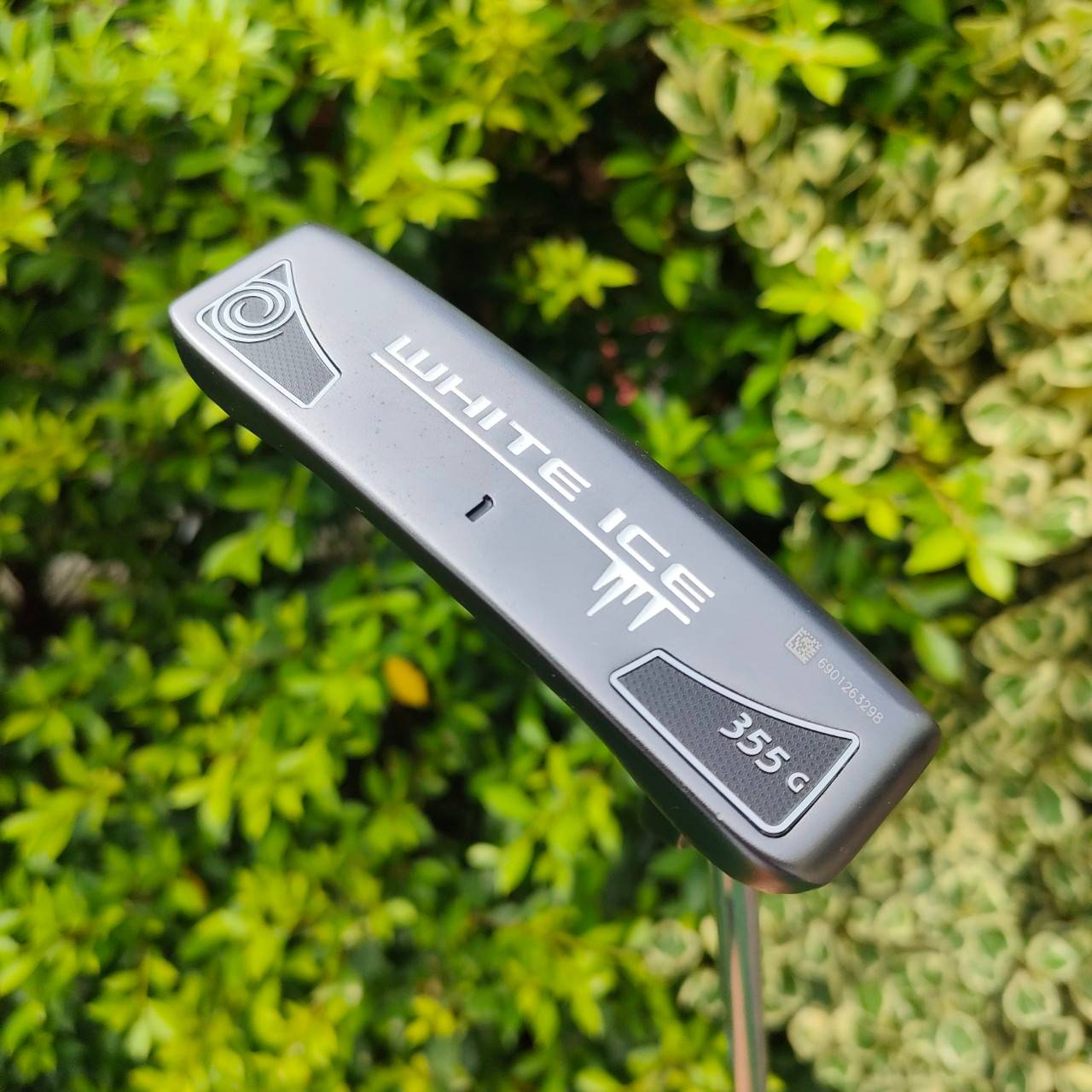 PUTTER ODYSSEY WHITE ICE 355 G ความยาว 34 นิ้ว ก้าน ODYSSEY เดิมๆ ** กริฟมีตำหนิ ** นอกนั้นสวยมากๆ พัตต์ดีมาก รุ่นนี้ทำน้ำหนักได้ดีมากๆ พัตต์นุ่ม บล๊านส์แบบสุดๆ ฟีลลิ่งเลิศ