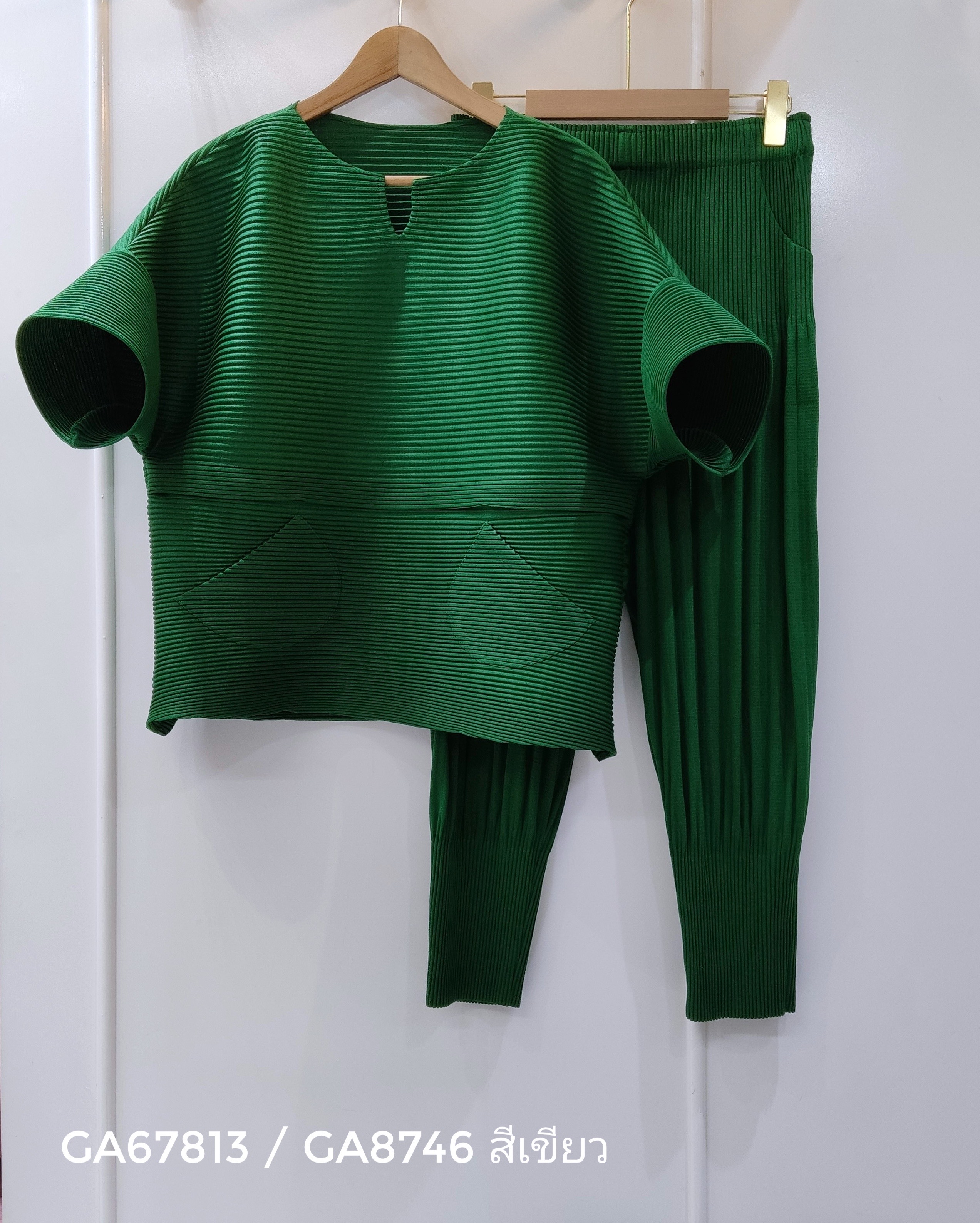 2MUAY รุ่น GA67813 / GA8746 THICK HORIZONTAL PLEATED SET 8 สี FREE SIZE