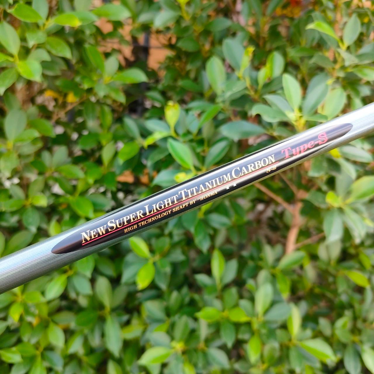 DRIVER HONMA BIG-LB TITAN องศา 10.5 ก้าน NEW SUPER LIGHT TYPE-S ก้าน 2 ดาว **FLEX S ก้านสุดพรีเมี่ยมของ HONMA ครับ