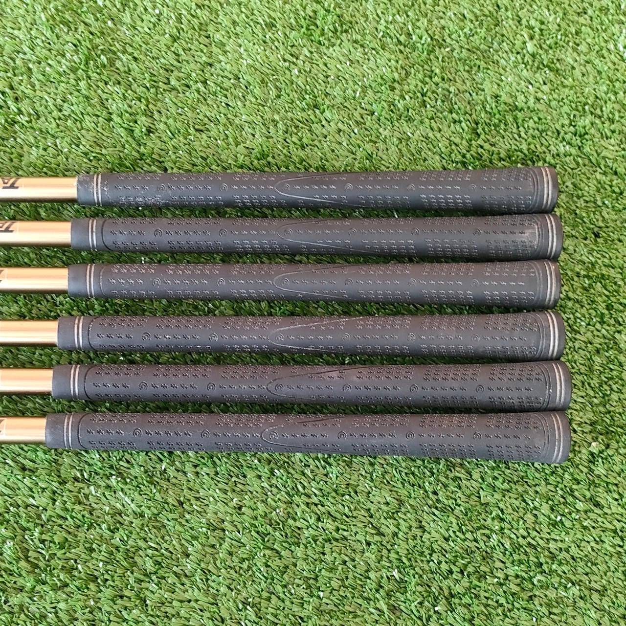 ชุดเหล็ก CLEVELAND TA7 มีเหล็ก 5-9 เเละ PW ก้าน CLEVELAND TA7 FLEX R เหล็กที่ดีที่สุดของ Cleveland ตีง่าย ตีไกล ตีนุ่มมากๆ