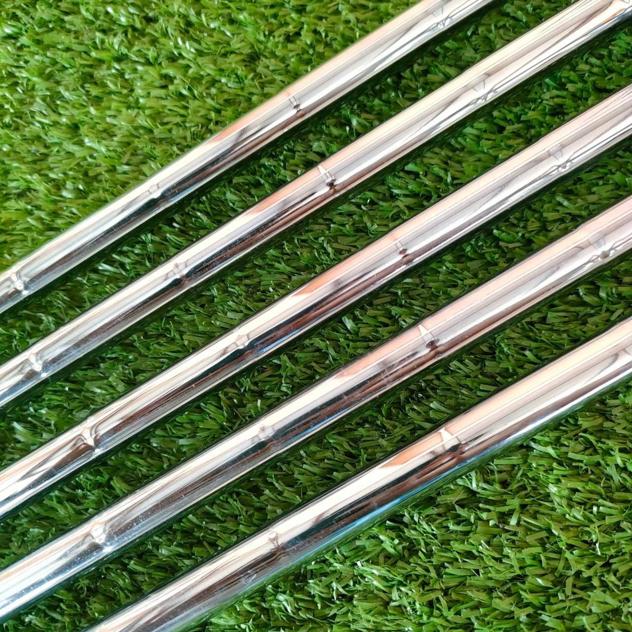 ชุดเหล็ก TAYLORMADE MC FORGED TOUR PREFERRED มีเหล็ก 6 - 9 เเละ PW ก้าน DYNAMIC GOLD FLEX R เป็นเหล็ก FORGED ของแบรนด์ Taylormade ไม้กอล์ฟมือสอง ของแท้ BY NakaraLuxurious