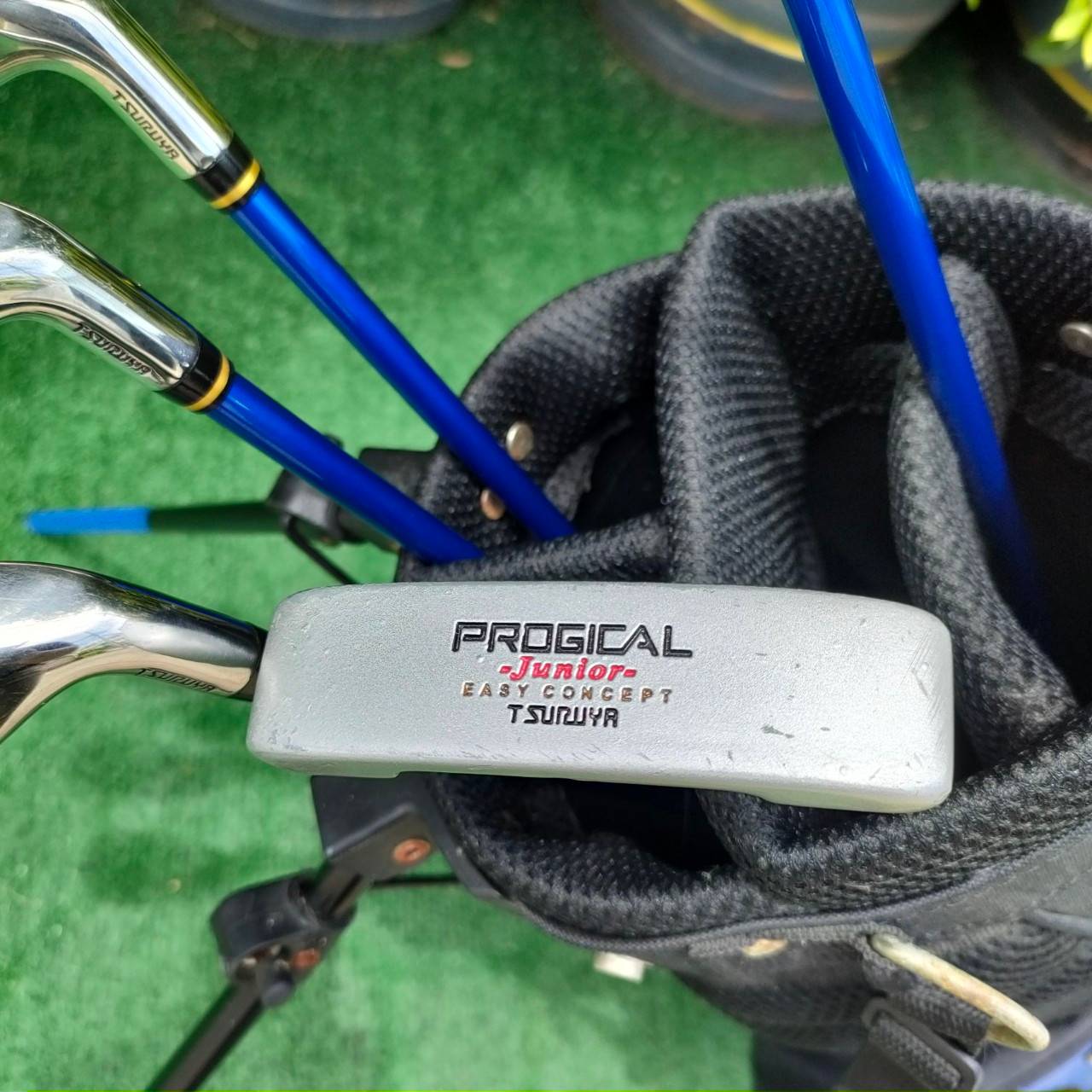 *** ไม้กอล์ฟสำหรับเด็ก *** FULLSET TSURUYA PROGICAL JUNIOR ชุดพรีเมี่ยมญี่ปุ่น คุณภาพดี เบา และเหมาะกับเด็กเอเชียมากที่สุด!!! ไม้กอล์ฟมือสอง ของแท้ BY NakaraLuxurious