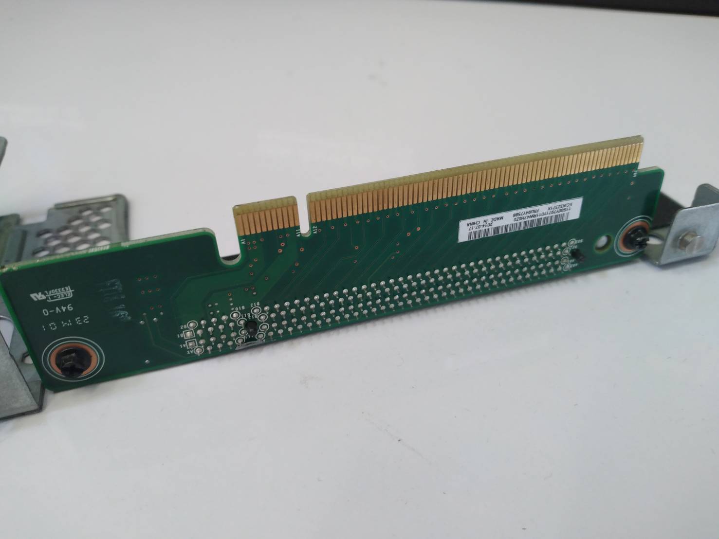 IBM X3550 M4 x16 PCIe Riser Card Low Profile 00Y7946 00AM326 94Y7588