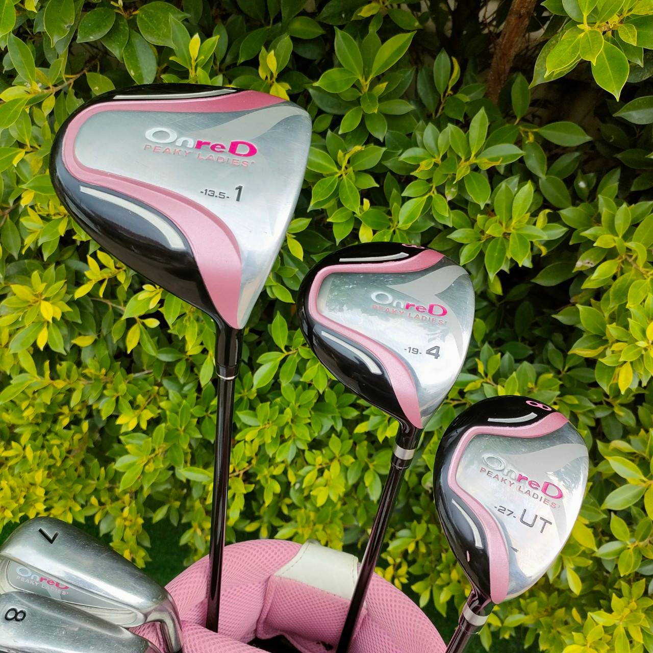 *ไม้กอล์ฟสำหรับผู้หญิง* FULLSET ONRED PEAKY LADIES ชุดกอล์ฟสุดพรีเมี่ยมจาก ประเทศญี่ปุ่น แบรนด์ TSURUYA พลาดไม่ได้!! ดีกว่าชุดจีน 100 เท่า!! ก้านน้ำหนักเบาจริง ตีง่าย ตีไกลกว่าเยอะ!! ไม้กอล์ฟมือสอง ของแท้ BY NakaraLuxurious