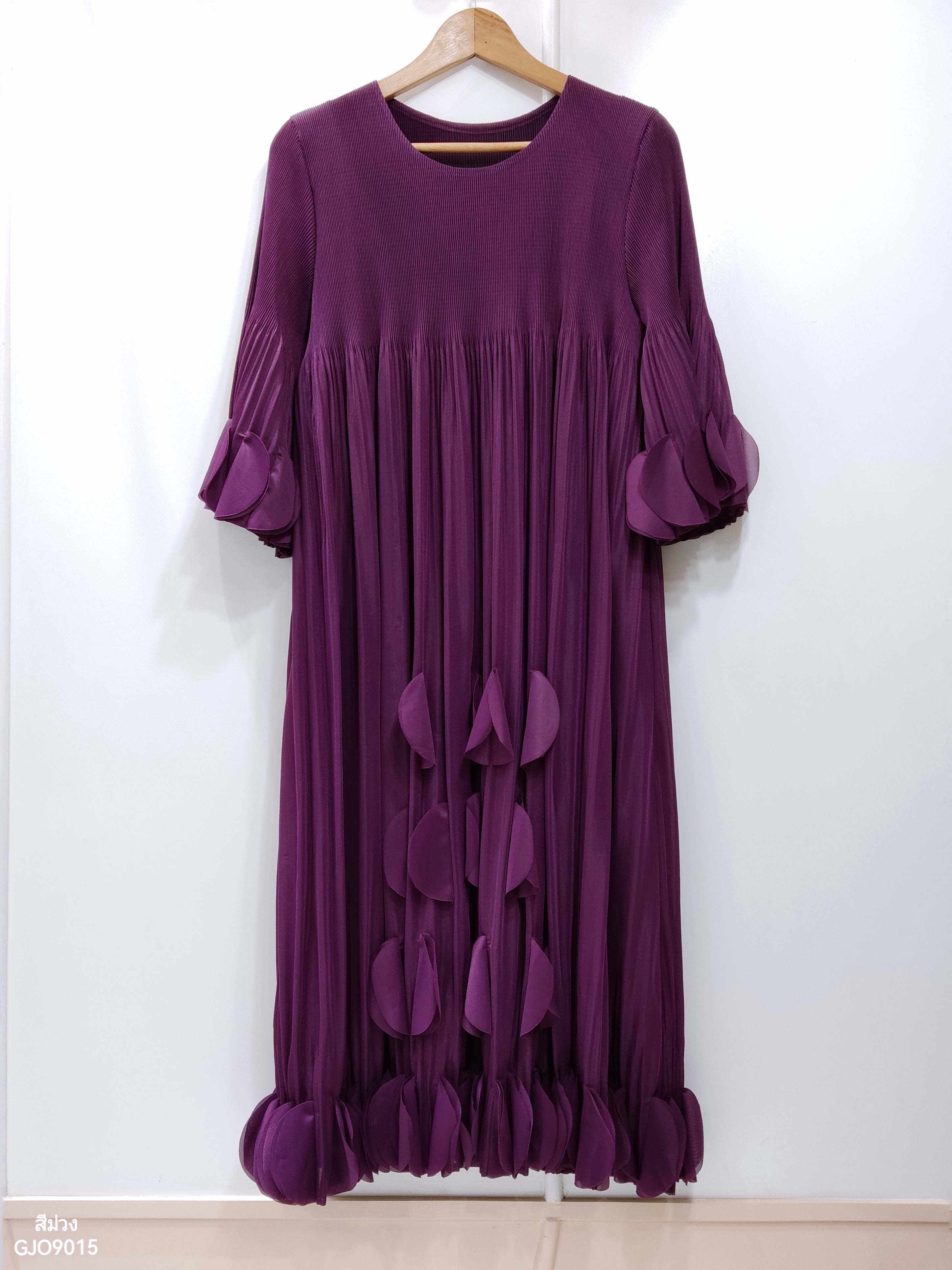 2MUAY รุ่น GJO9015 เดรสพลีทคุณภาพ FLARE SLEEVE PLEATED DRESS 4 สี FREE SIZE
