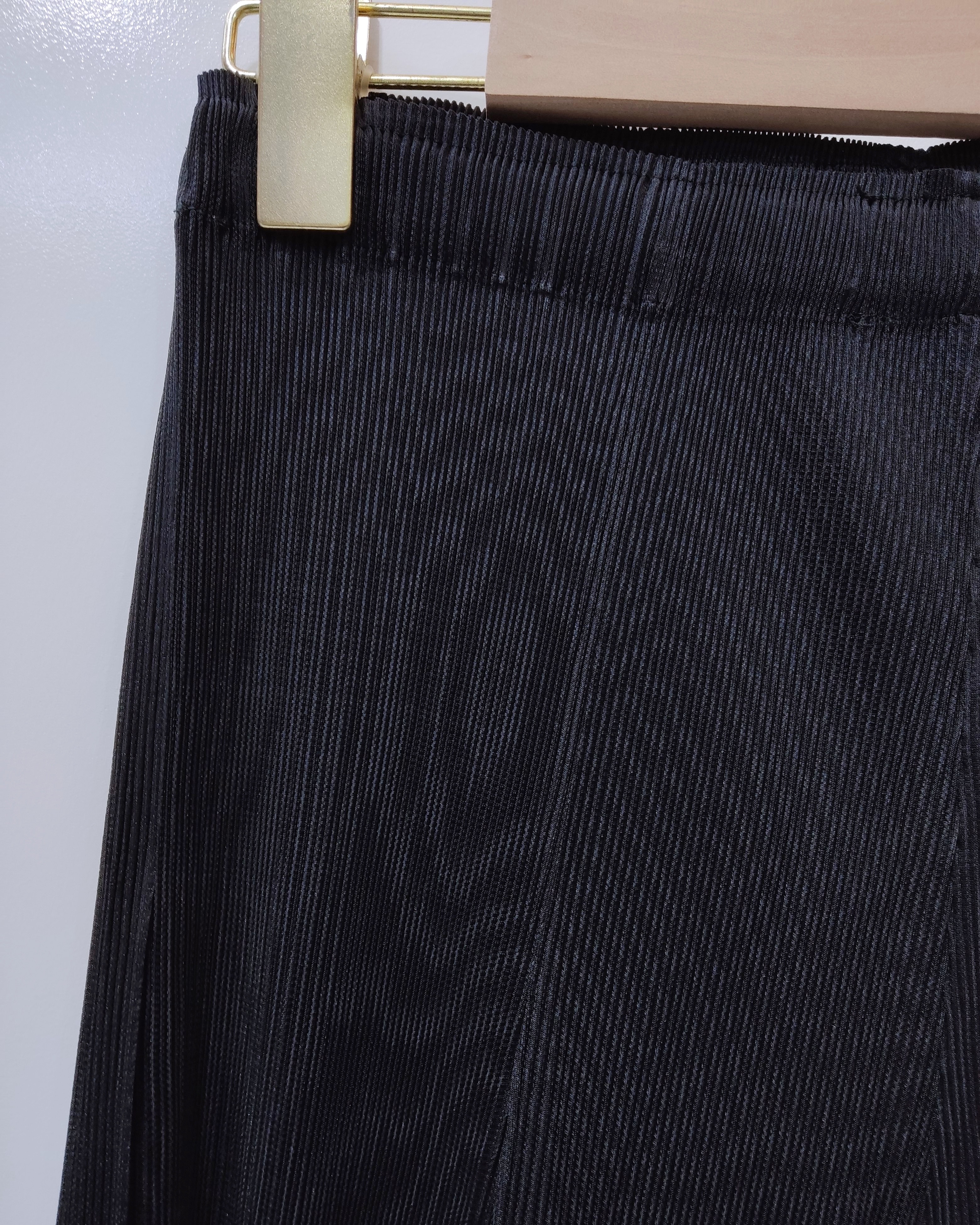 ยาว 37 นิ้ว 2MUAY รุ่น GM7225 กางเกงอัดพลีท FLARE PLEATED PANTS สีดำ FREE SIZE