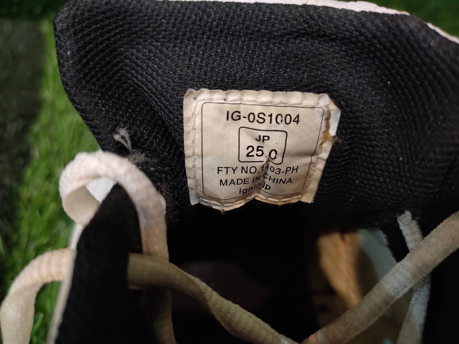 รองเท้ากอล์ฟมือสอง IGNIO เบอร์ 25 JAPAN สภาพสวยใช้ดีมาก