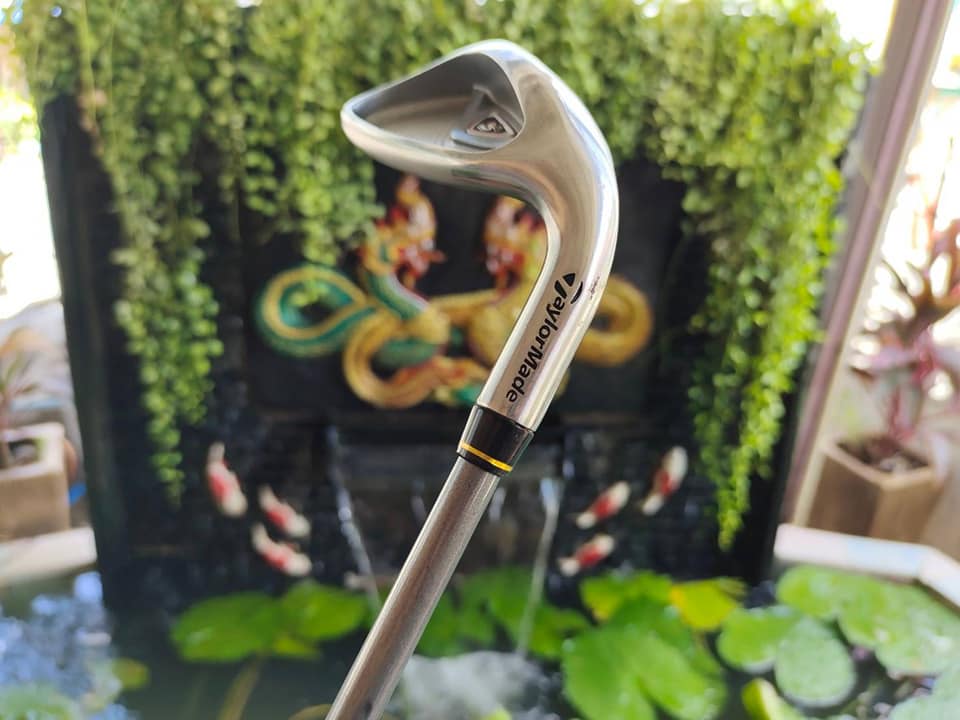 ชุดเหล็ก Taylormade r5 XL ** สำหรับสุภาพตรีตรี **