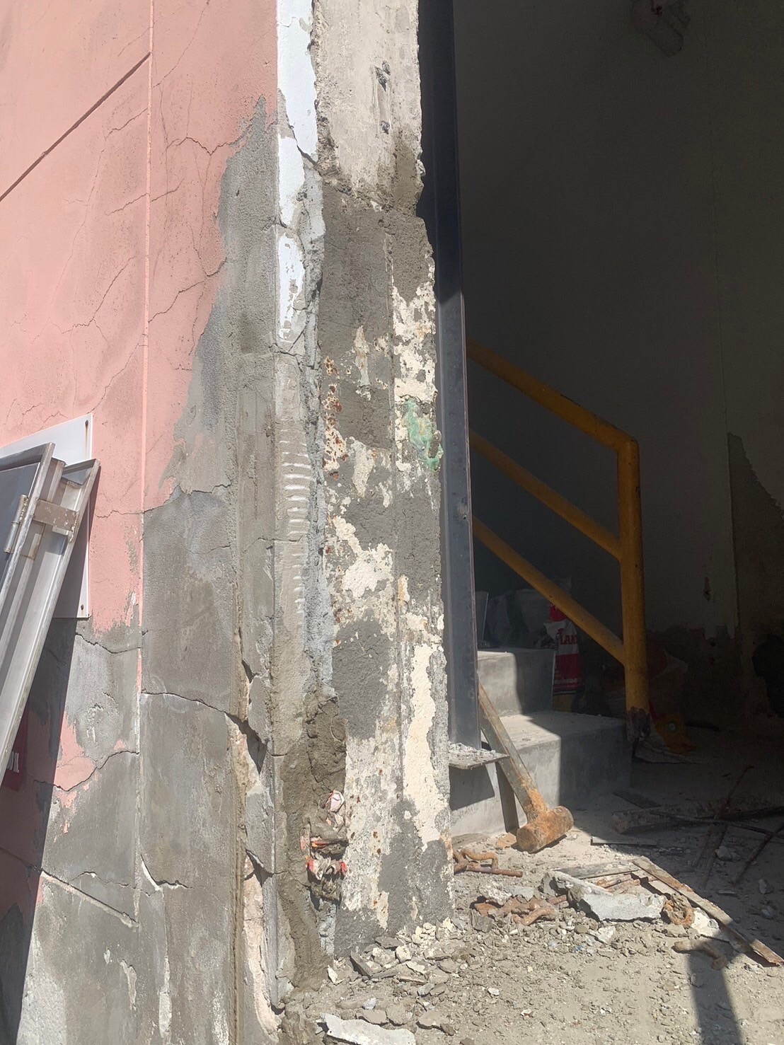 งานซ่อมโครงสร้างเสา หอพักพยาบาลบางระมาด รพ.ศิริราช