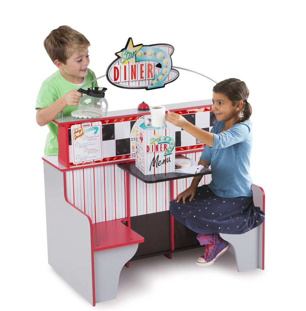 ชุด2in1 เคาน์เตอร์ครัว และชุดร้านอาหารพร้อมโต๊ะและเก้าอี้นั่ง ของเล่นสมมติ ชุดครัวไม้ ของเล่นไม้ Star Diner Restaurant Melissa&Doug, ของเล่นเสริมพัฒนาการ, ของเล่น